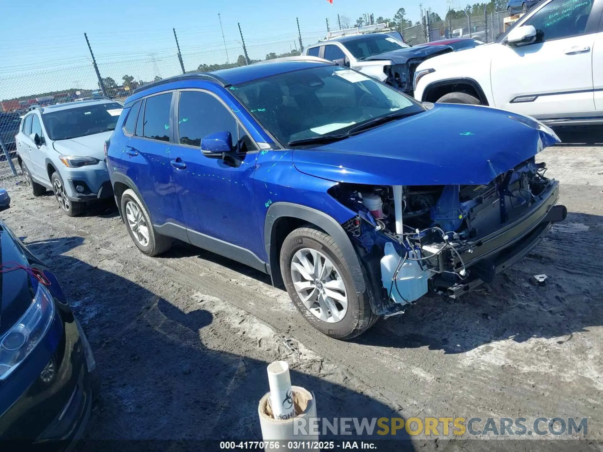 1 Photograph of a damaged car 7MUBAAAG5PV068752 TOYOTA COROLLA CROSS 2023