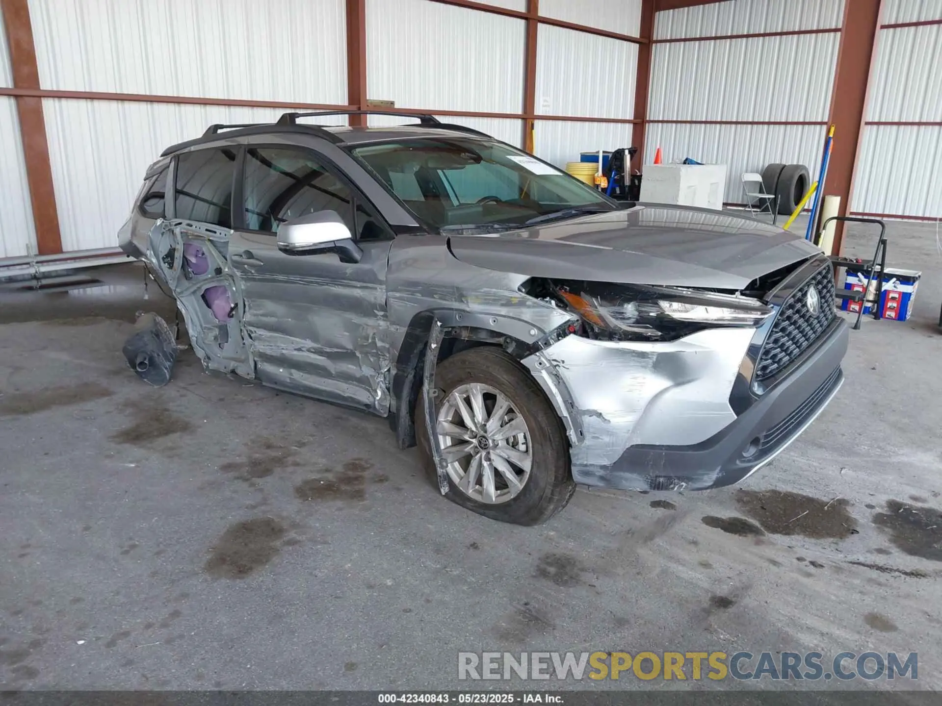 1 Photograph of a damaged car 7MUBAAAG6PV070350 TOYOTA COROLLA CROSS 2023