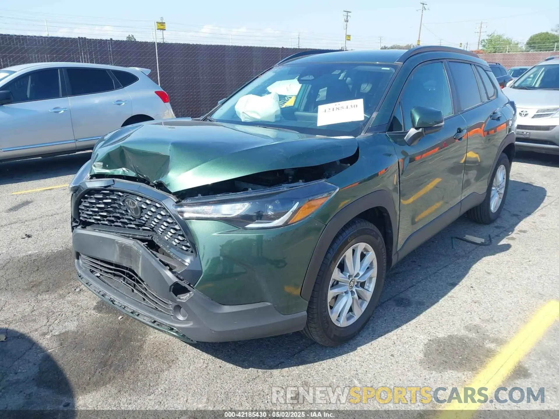 2 Photograph of a damaged car 7MUCAAAG3PV042624 TOYOTA COROLLA CROSS 2023