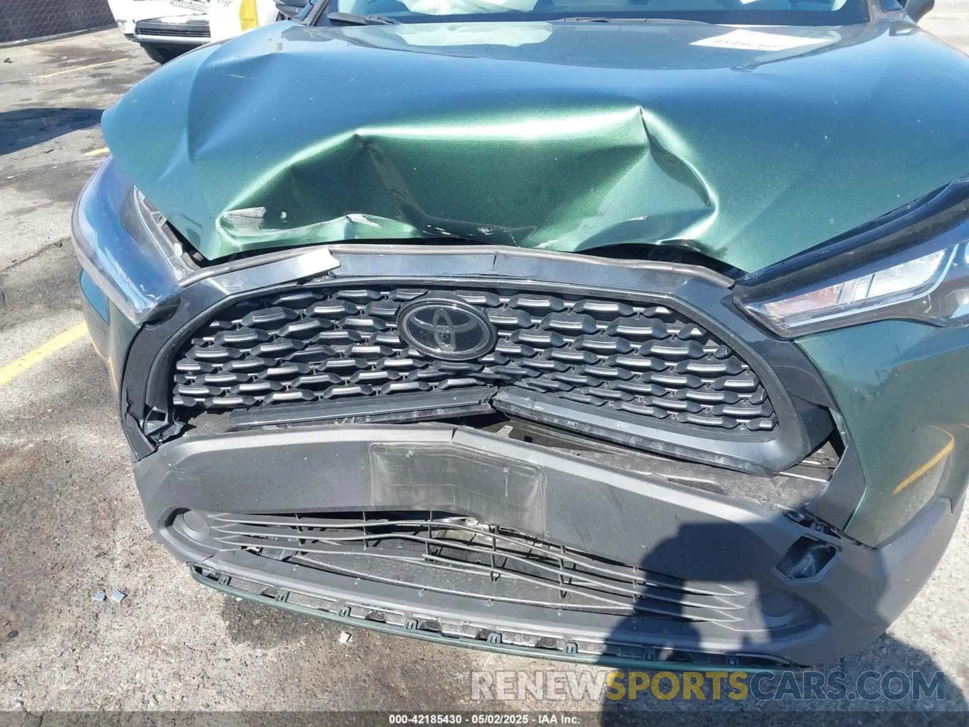 6 Photograph of a damaged car 7MUCAAAG3PV042624 TOYOTA COROLLA CROSS 2023