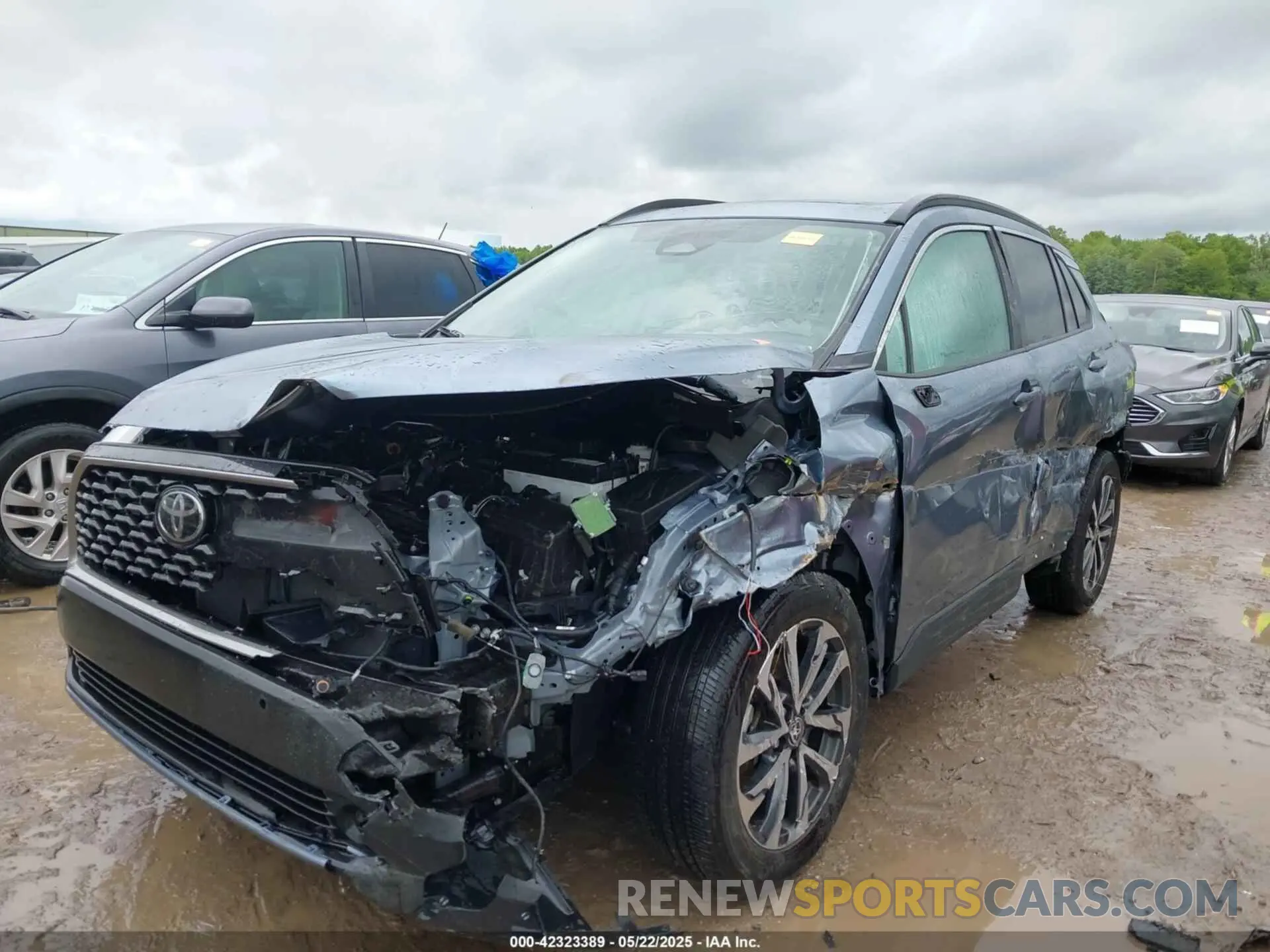2 Photograph of a damaged car 7MUDAAAG4PV062515 TOYOTA COROLLA CROSS 2023