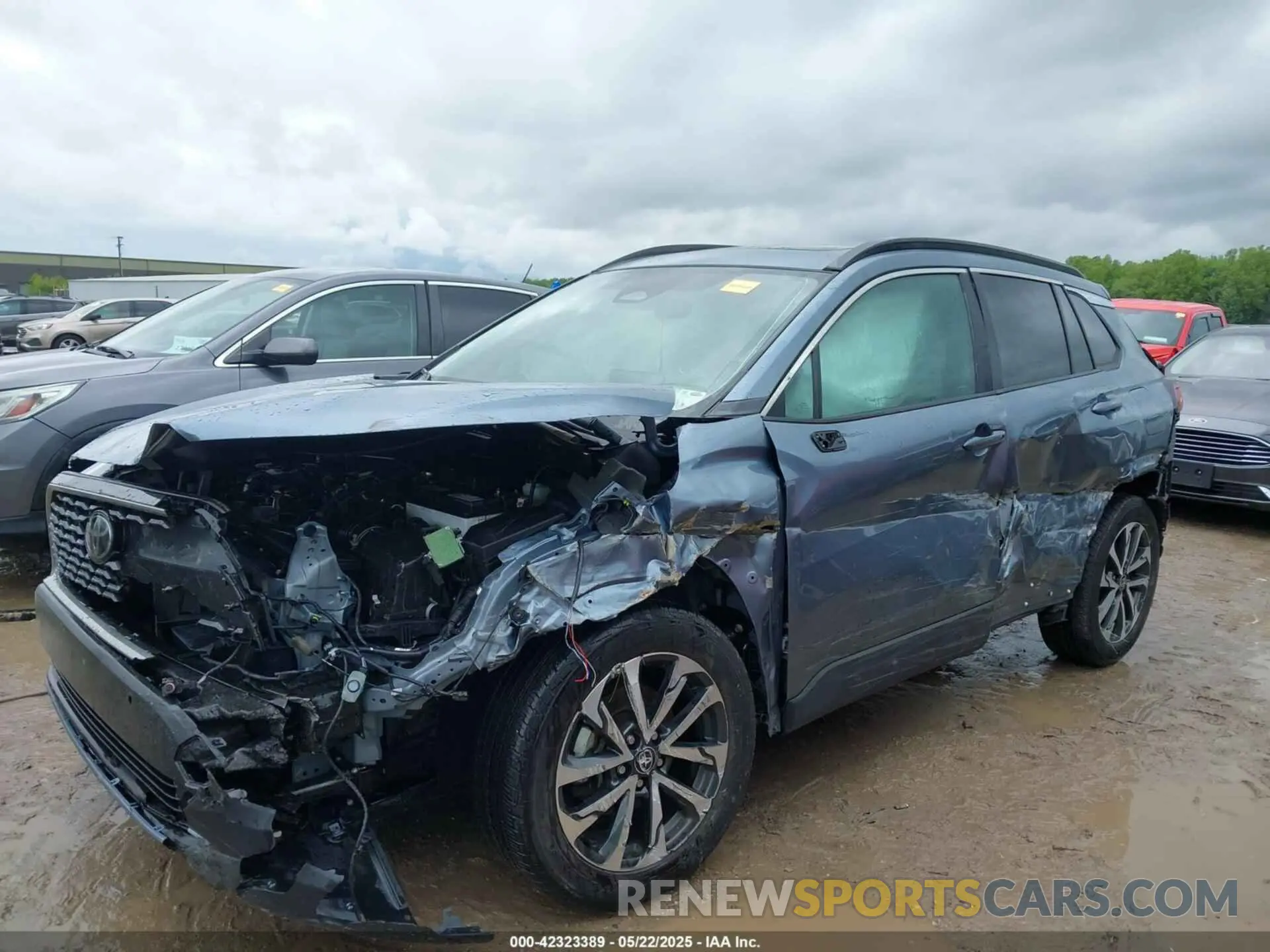 6 Photograph of a damaged car 7MUDAAAG4PV062515 TOYOTA COROLLA CROSS 2023