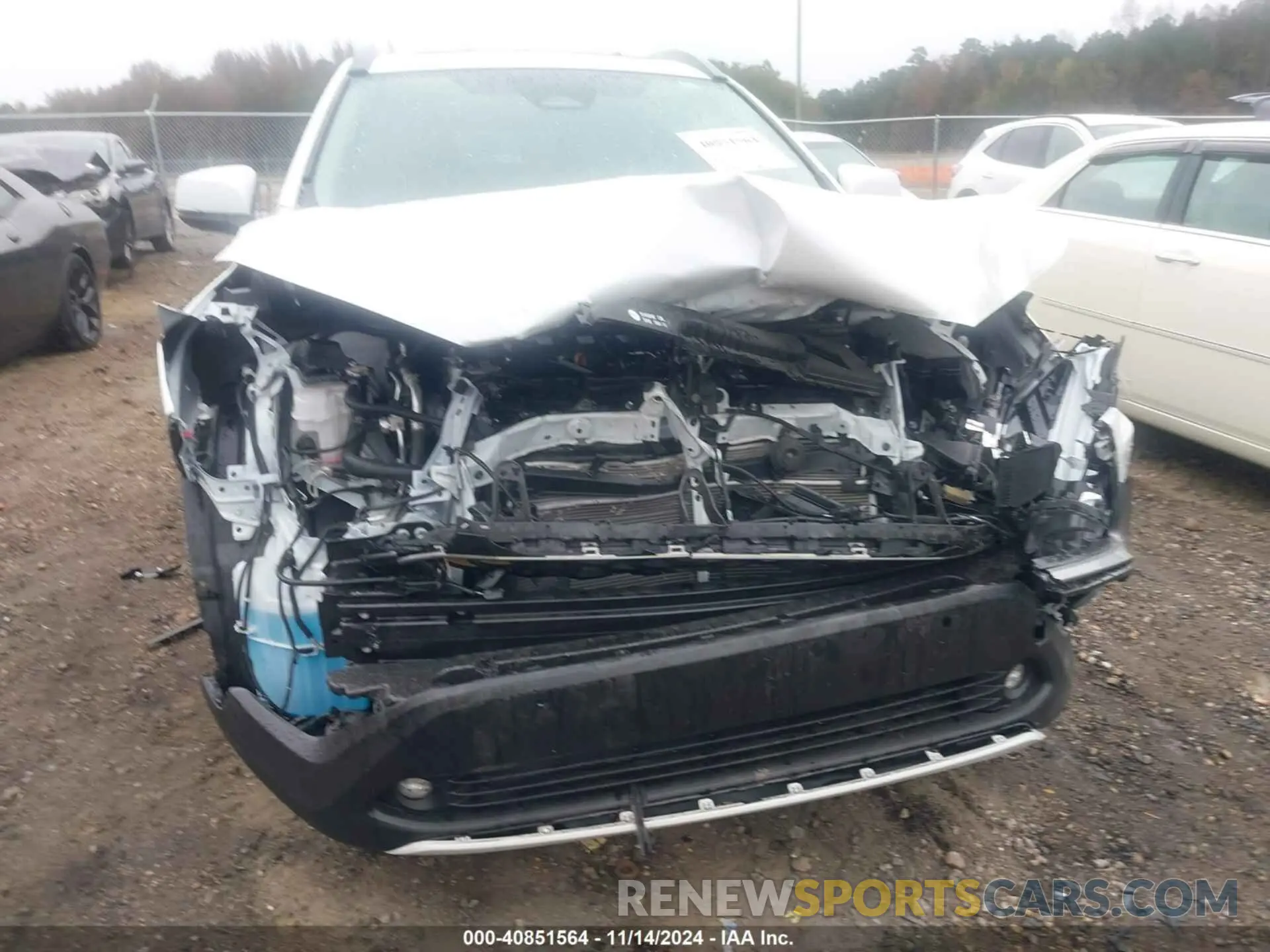 6 Photograph of a damaged car 7MUDAAAG5PV062216 TOYOTA COROLLA CROSS 2023