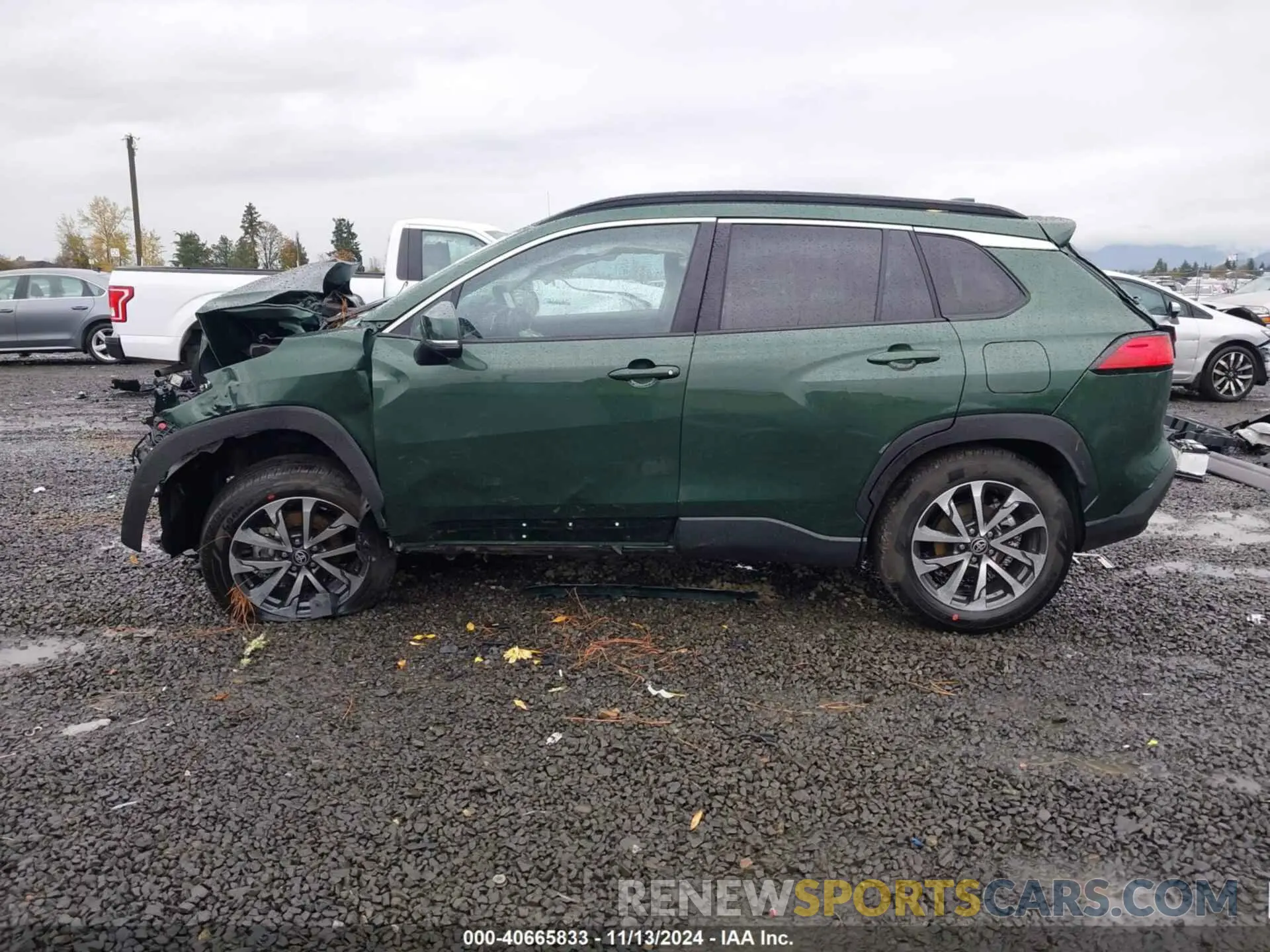 14 Photograph of a damaged car 7MUDAABG2PV073950 TOYOTA COROLLA CROSS 2023