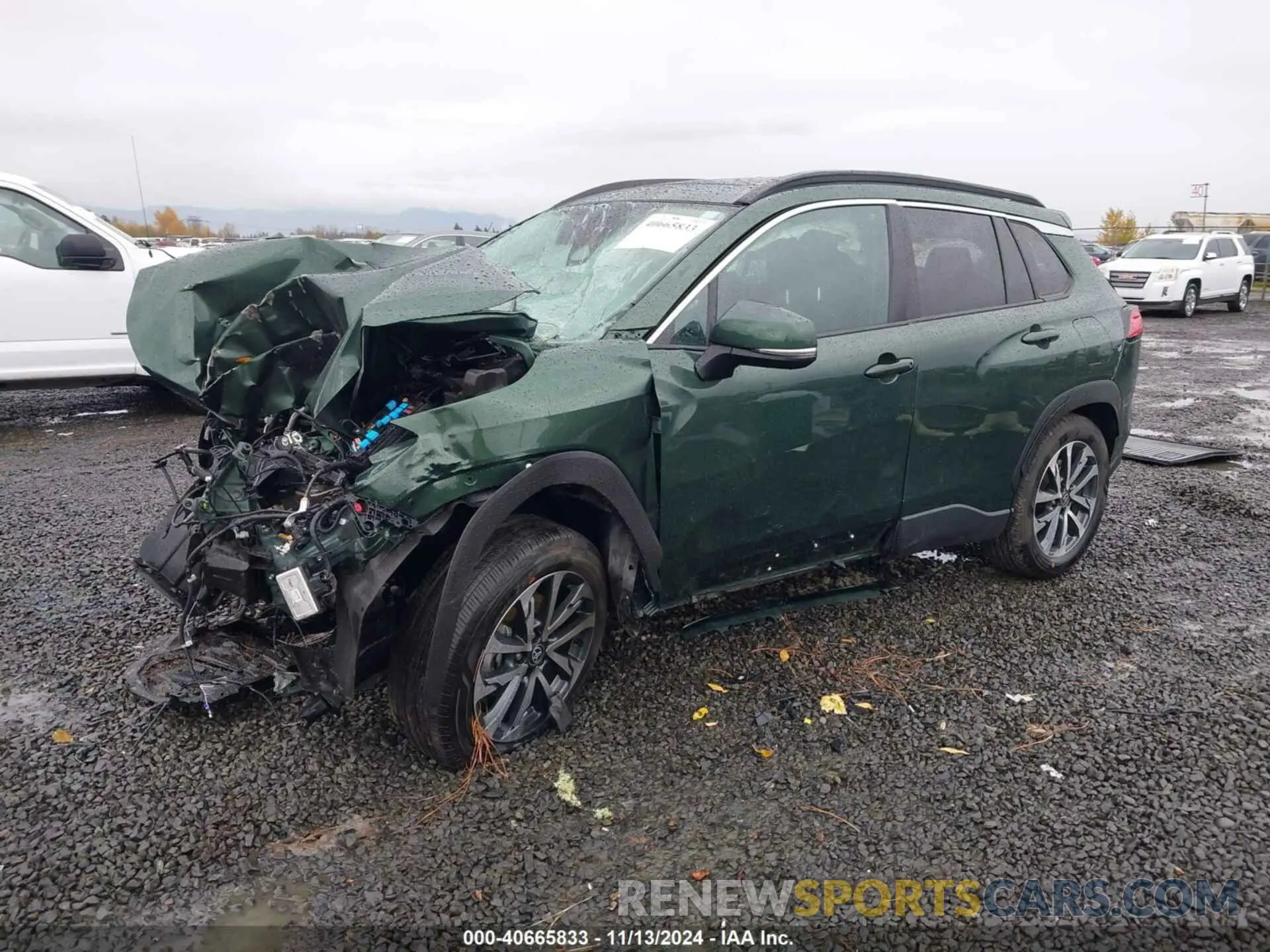 2 Photograph of a damaged car 7MUDAABG2PV073950 TOYOTA COROLLA CROSS 2023