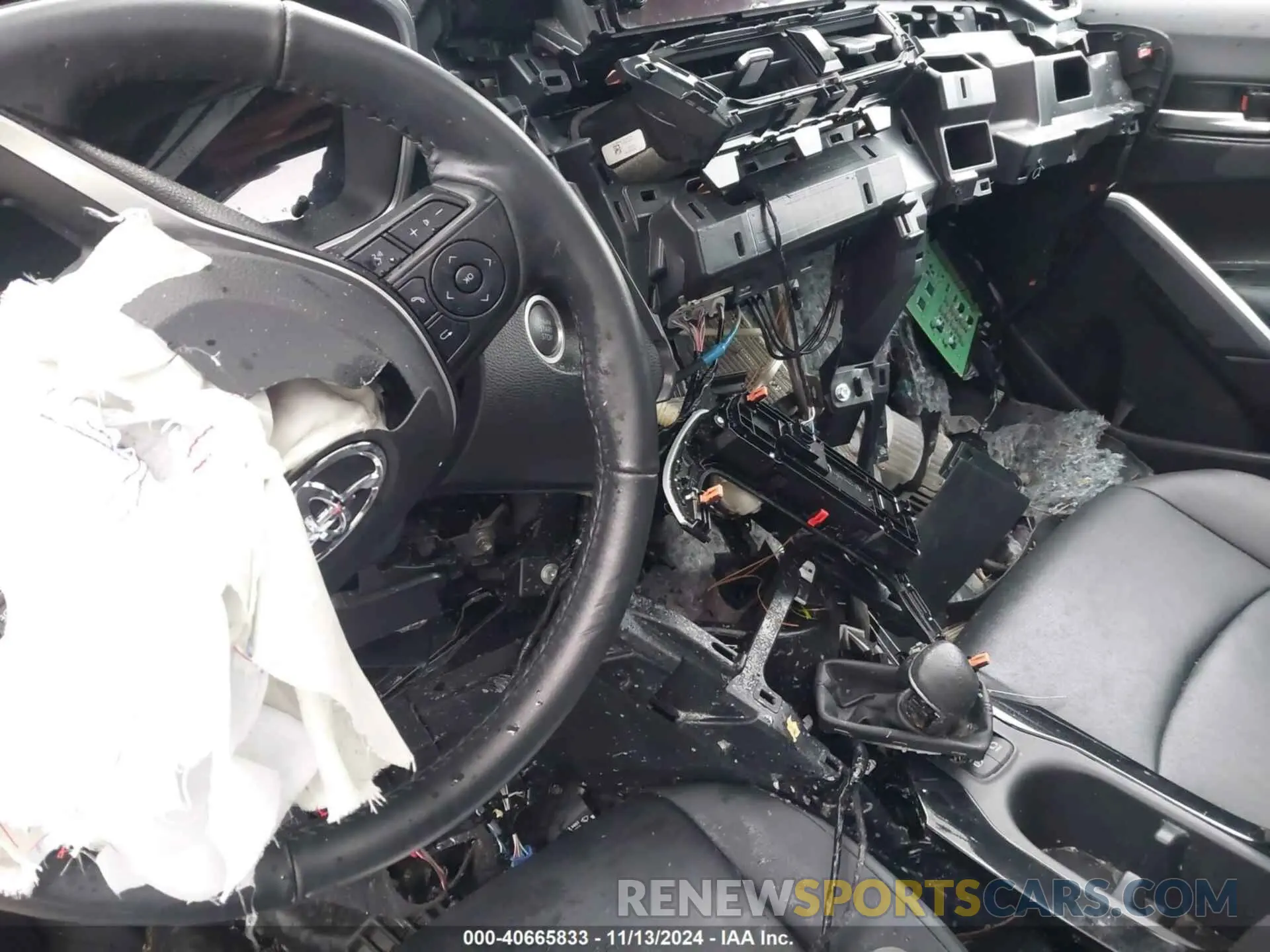 20 Photograph of a damaged car 7MUDAABG2PV073950 TOYOTA COROLLA CROSS 2023