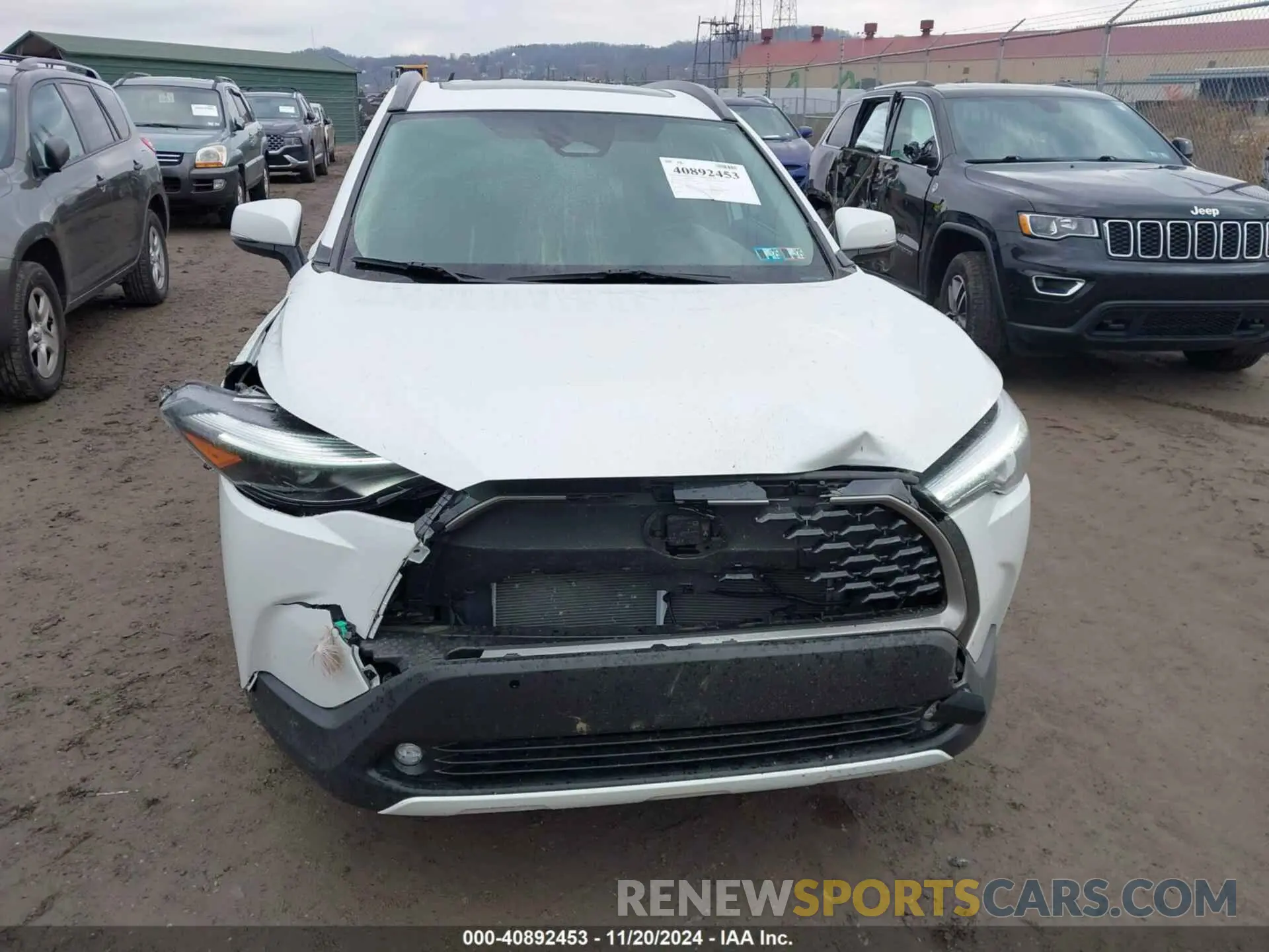 6 Photograph of a damaged car 7MUDAABG3PV051696 TOYOTA COROLLA CROSS 2023