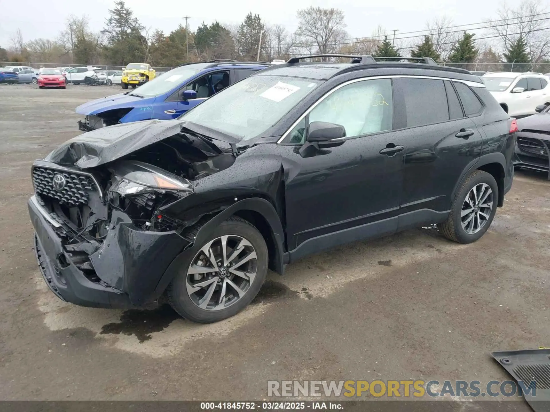 2 Photograph of a damaged car 7MUDAABG8PV071006 TOYOTA COROLLA CROSS 2023