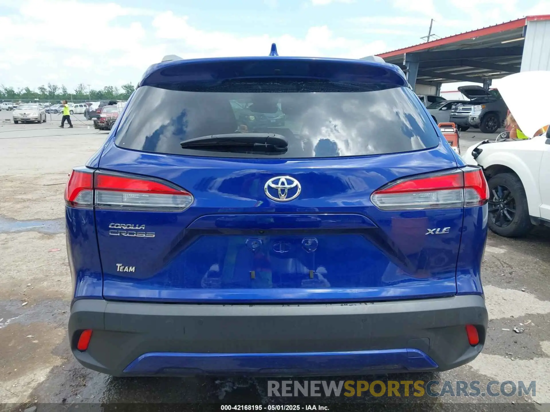 16 Photograph of a damaged car 7MUEAAAG7PV065106 TOYOTA COROLLA CROSS 2023