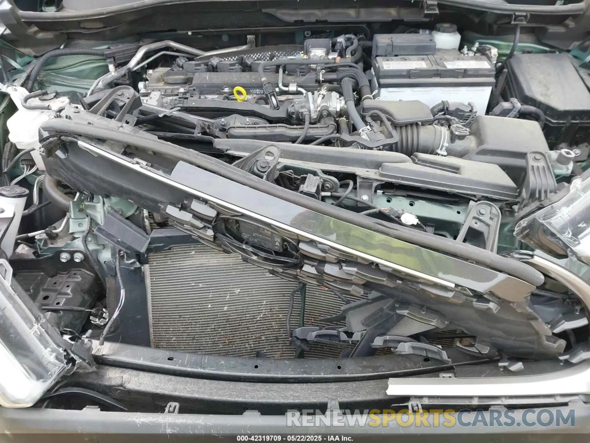 10 Photograph of a damaged car 7MUEAAAG9PV053569 TOYOTA COROLLA CROSS 2023
