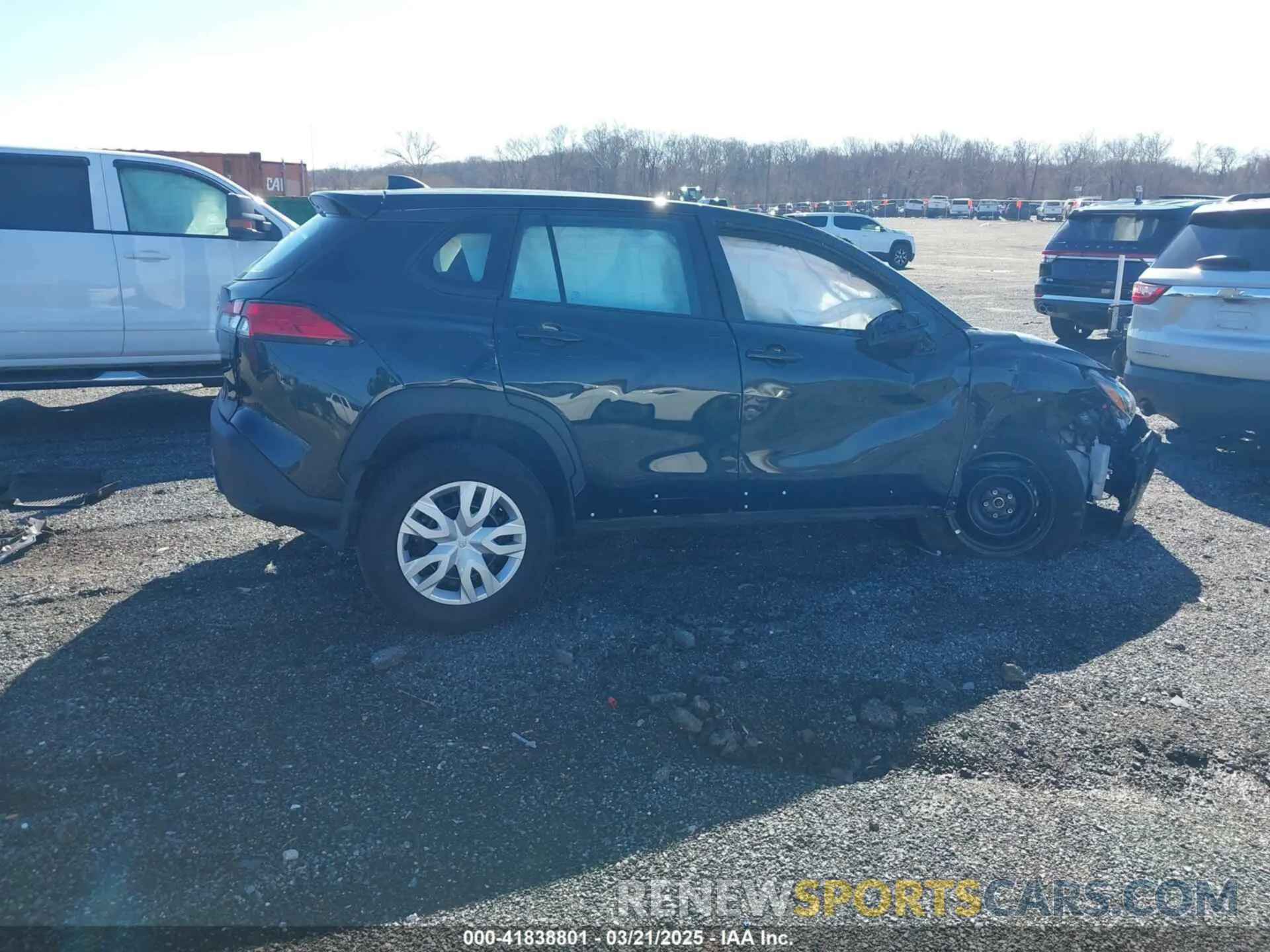 13 Photograph of a damaged car 7MUAAAAG1RV101003 TOYOTA COROLLA CROSS 2024