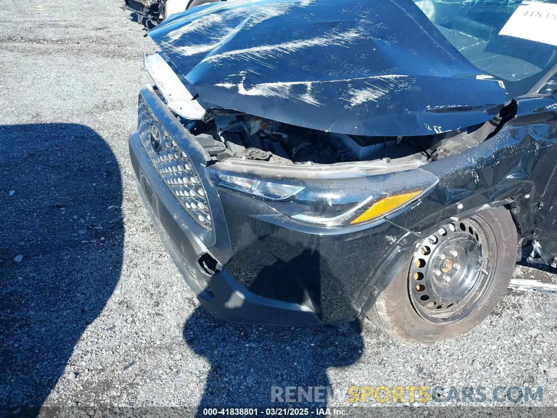 6 Photograph of a damaged car 7MUAAAAG1RV101003 TOYOTA COROLLA CROSS 2024