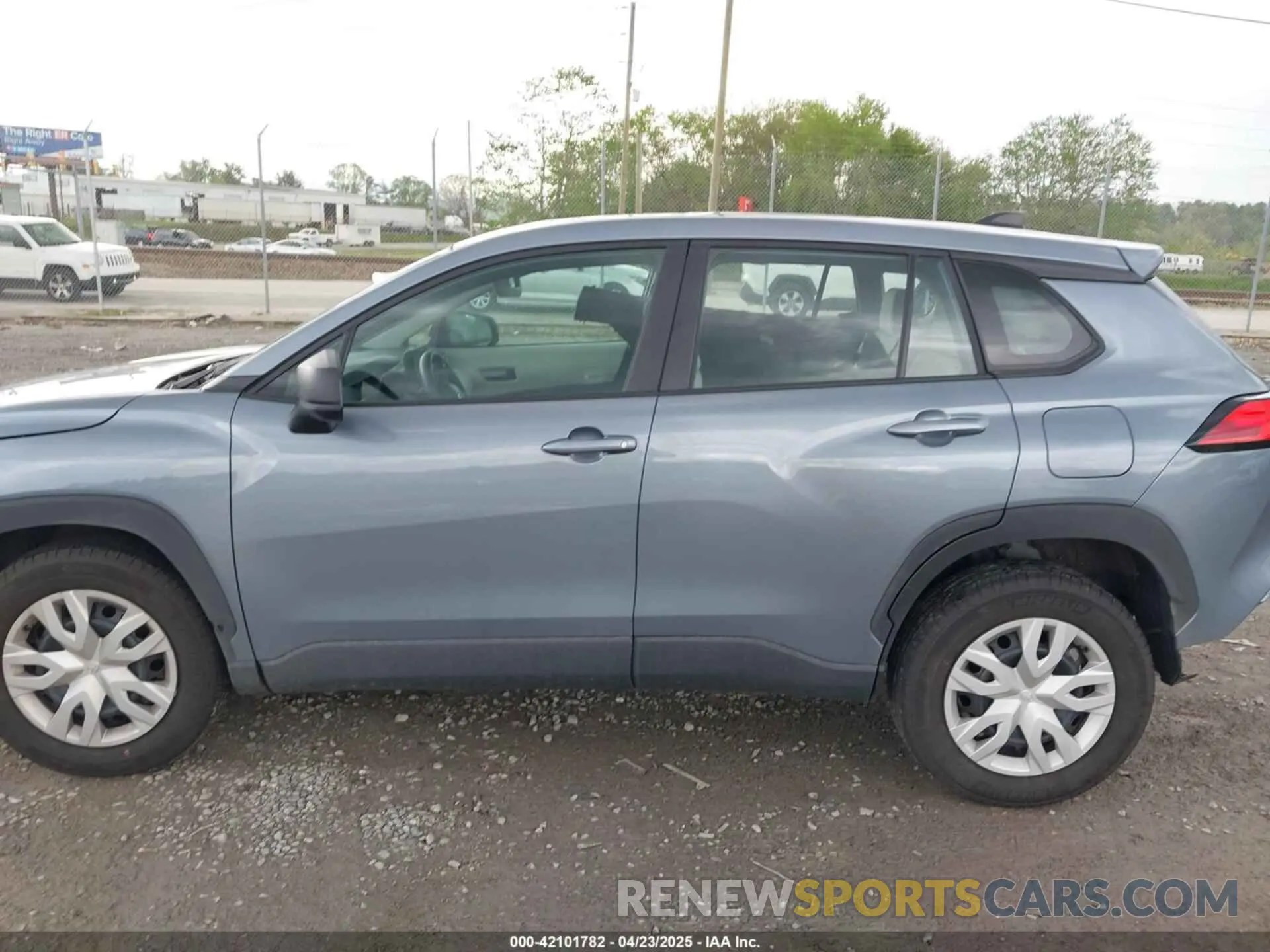 15 Photograph of a damaged car 7MUAAAAG2RV115508 TOYOTA COROLLA CROSS 2024