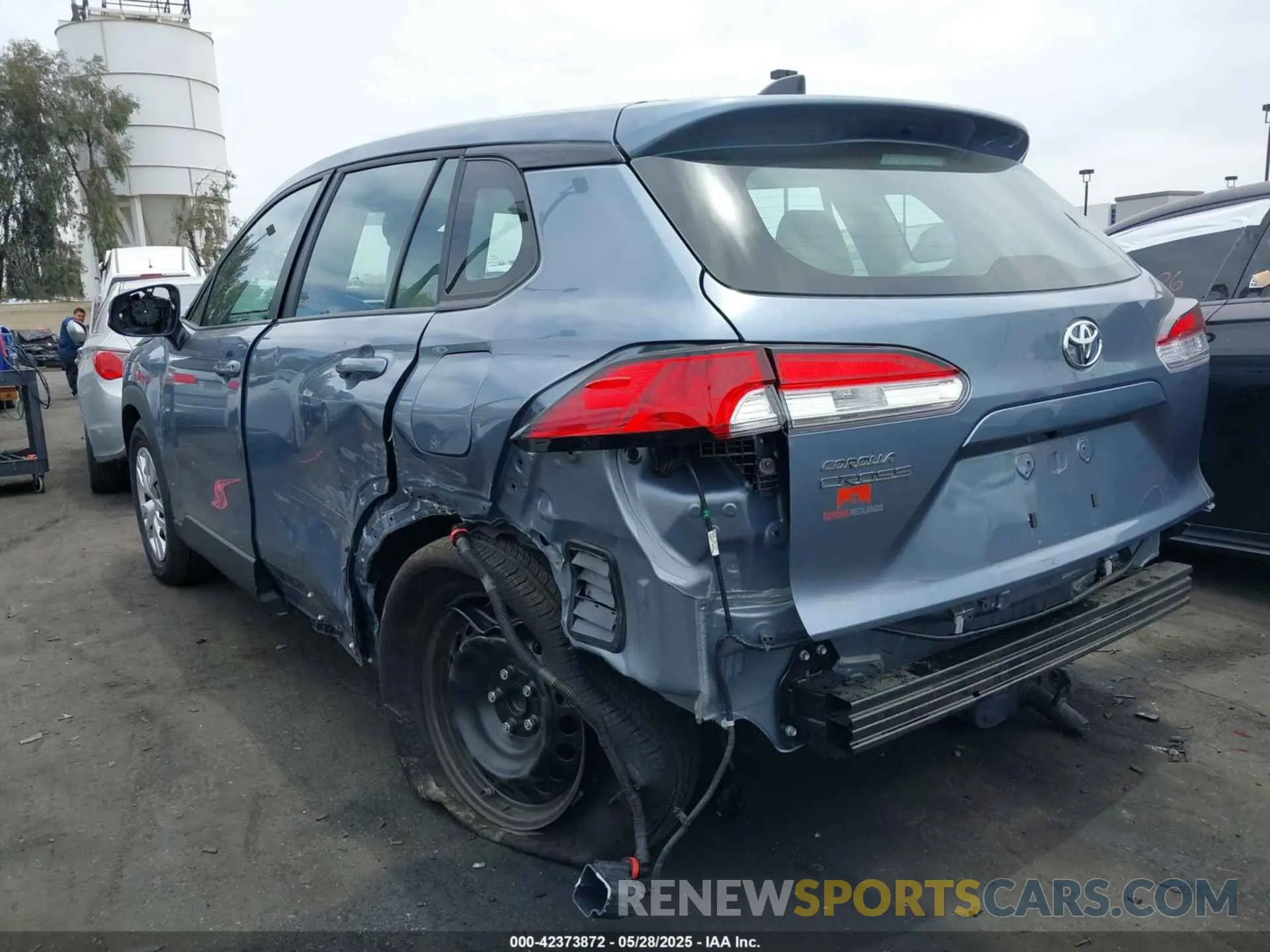 6 Photograph of a damaged car 7MUAAAAG4RV106731 TOYOTA COROLLA CROSS 2024