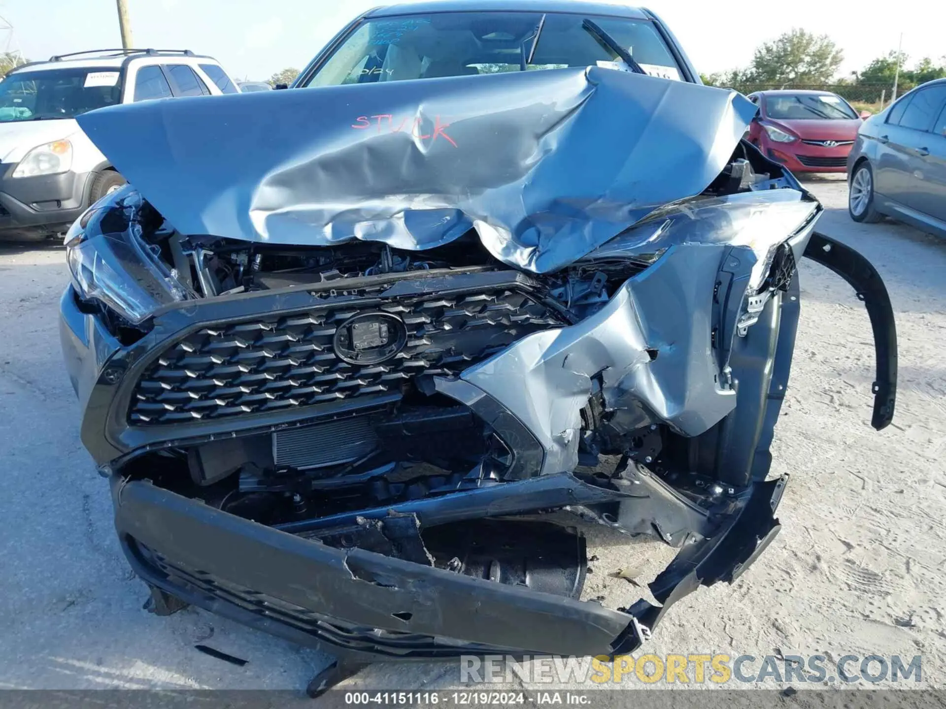 6 Photograph of a damaged car 7MUAAAAGXRV101467 TOYOTA COROLLA CROSS 2024