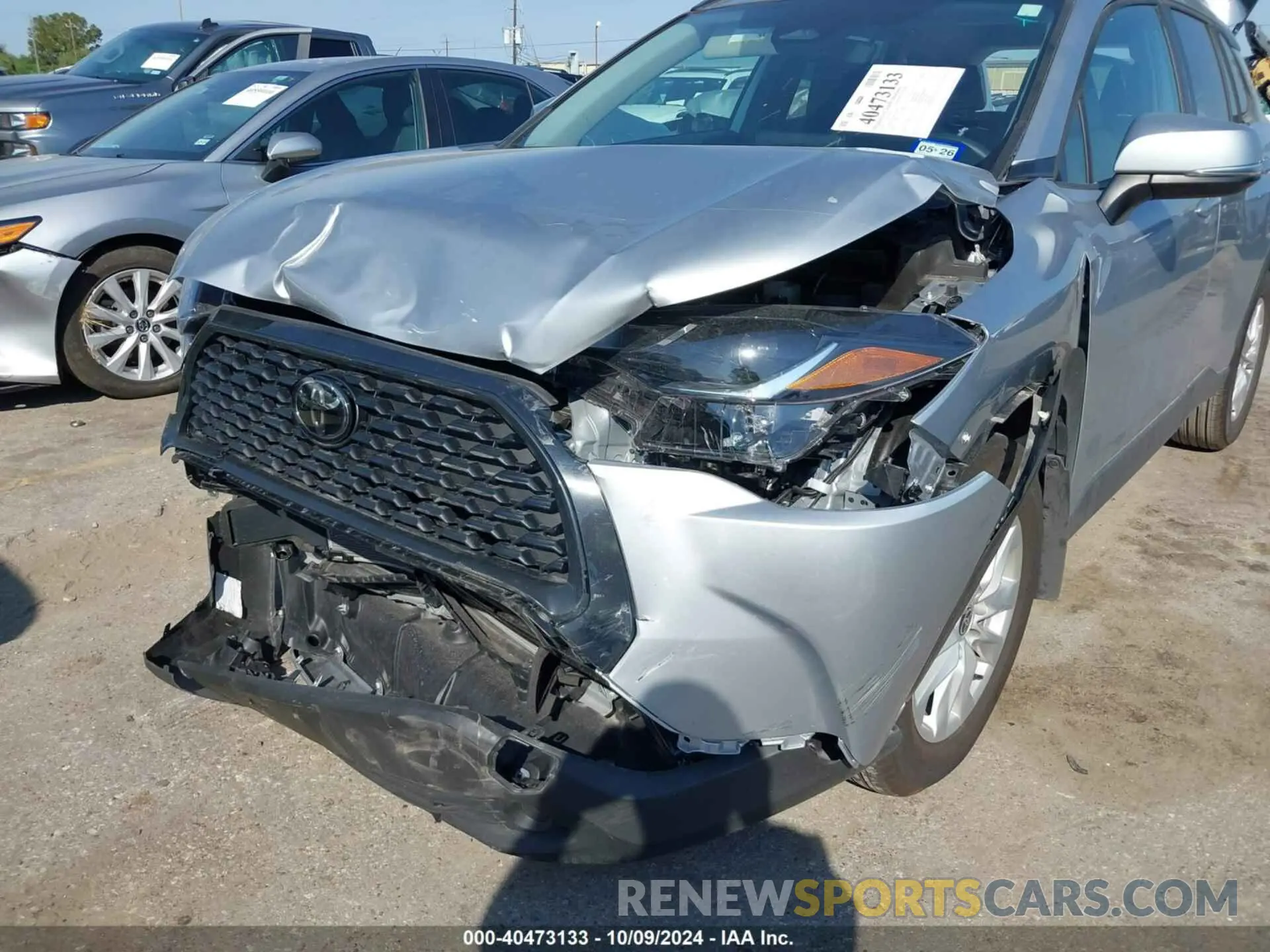 6 Photograph of a damaged car 7MUBAAAG0RV095098 TOYOTA COROLLA CROSS 2024