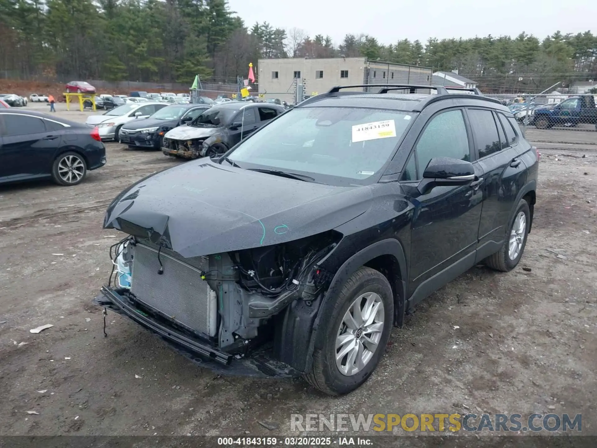 2 Photograph of a damaged car 7MUBAABG0RV109824 TOYOTA COROLLA CROSS 2024