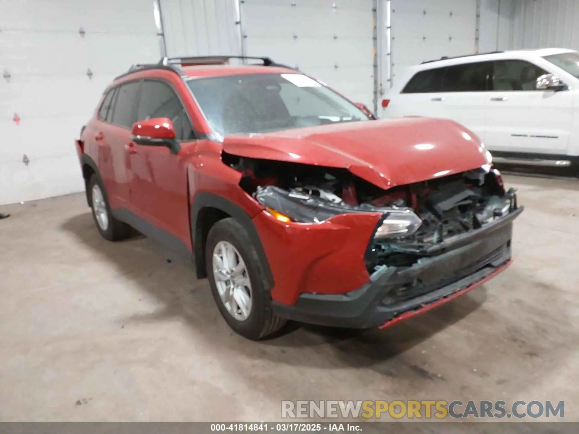 1 Photograph of a damaged car 7MUBAABG1RV103093 TOYOTA COROLLA CROSS 2024