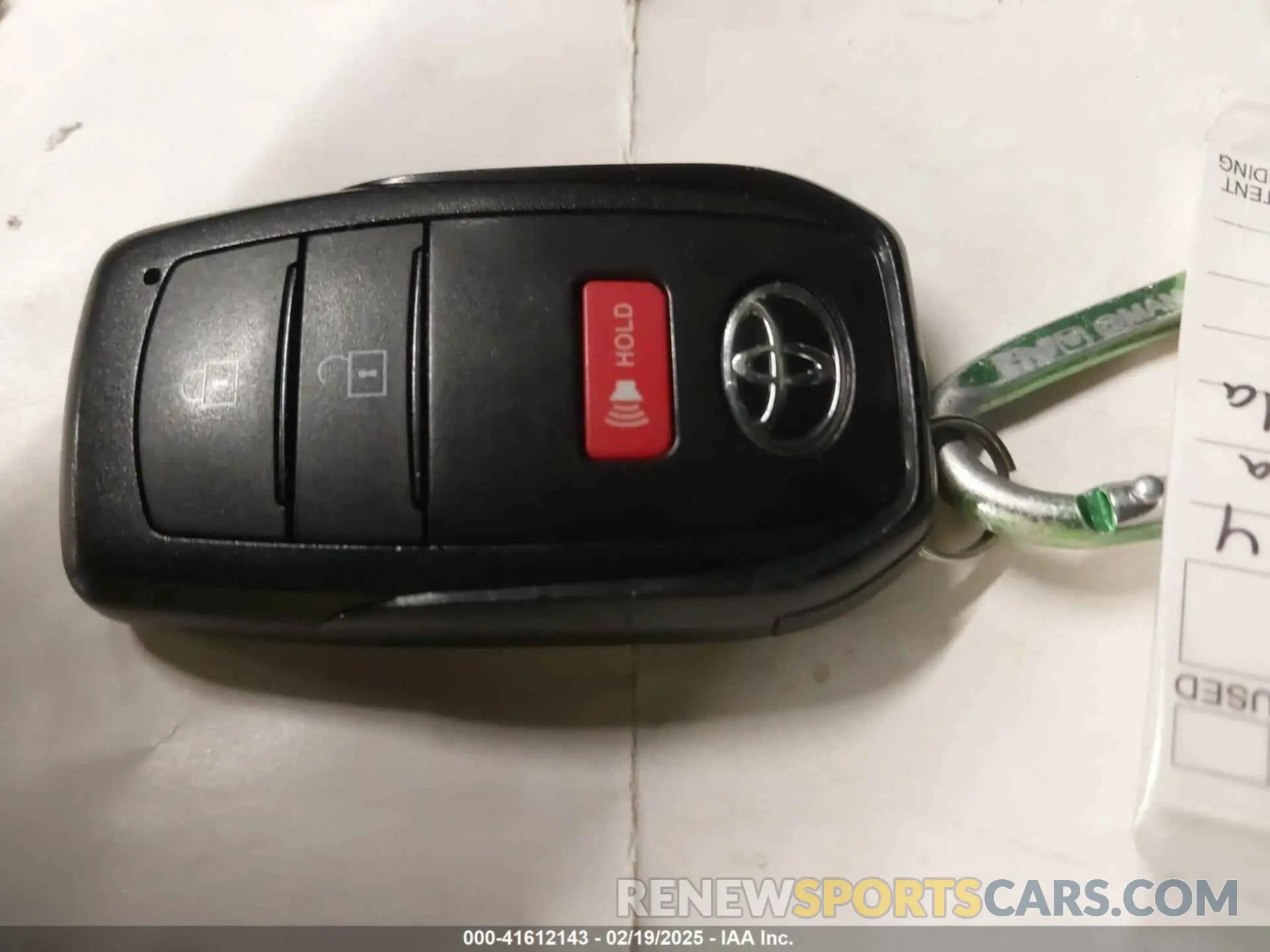 11 Photograph of a damaged car 7MUBAABG1RV105846 TOYOTA COROLLA CROSS 2024