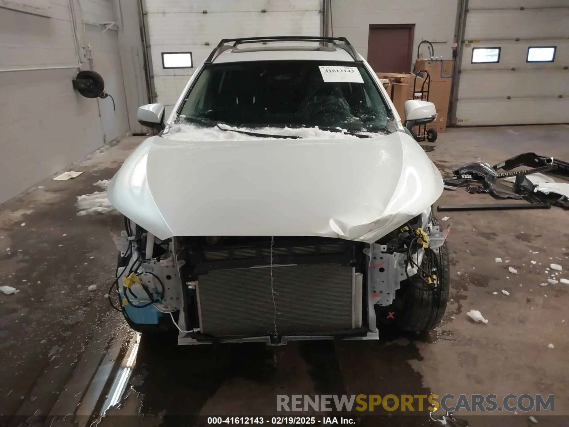 13 Photograph of a damaged car 7MUBAABG1RV105846 TOYOTA COROLLA CROSS 2024