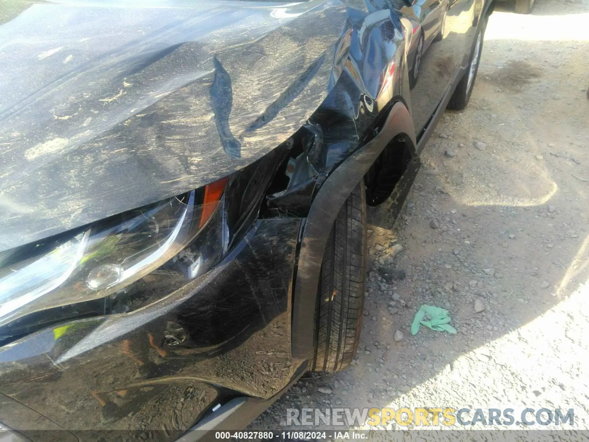 18 Photograph of a damaged car 7MUCAAAG3RV078266 TOYOTA COROLLA CROSS 2024