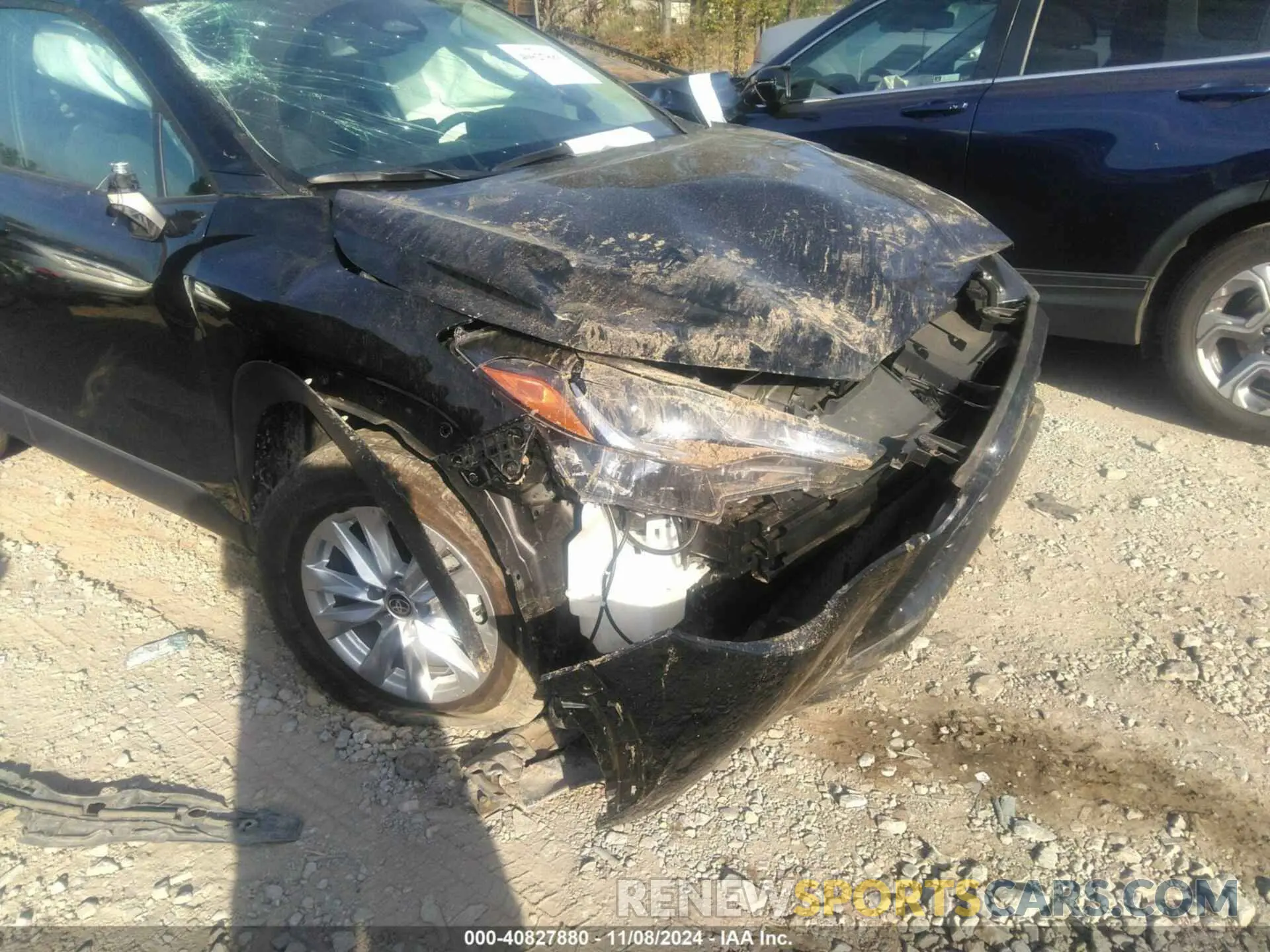 6 Photograph of a damaged car 7MUCAAAG3RV078266 TOYOTA COROLLA CROSS 2024