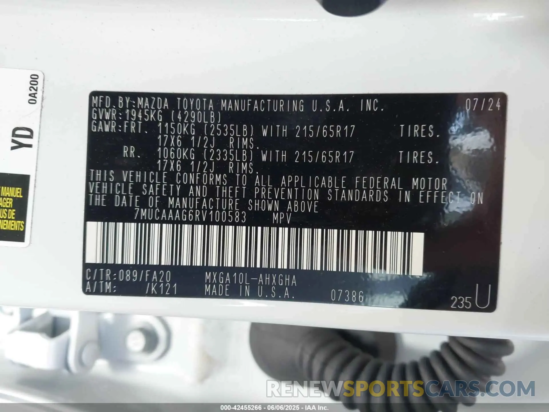 9 Photograph of a damaged car 7MUCAAAG6RV100583 TOYOTA COROLLA CROSS 2024