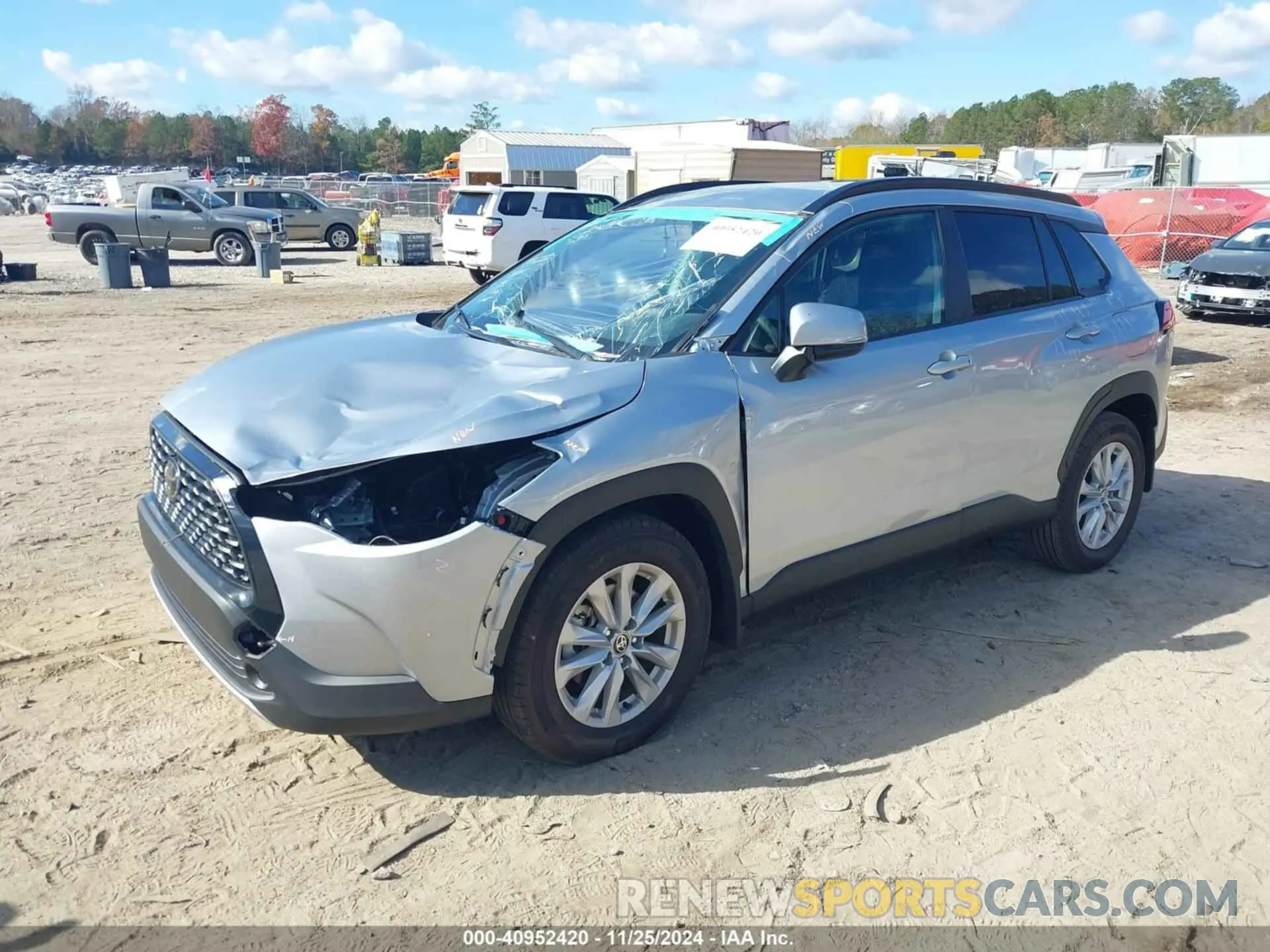 2 Photograph of a damaged car 7MUCAAAG7RV101189 TOYOTA COROLLA CROSS 2024