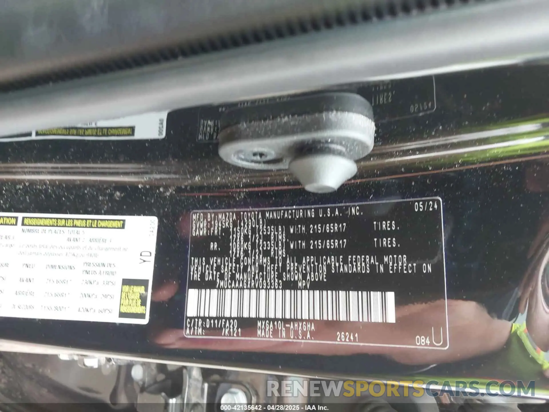 9 Photograph of a damaged car 7MUCAAAGXRV093363 TOYOTA COROLLA CROSS 2024