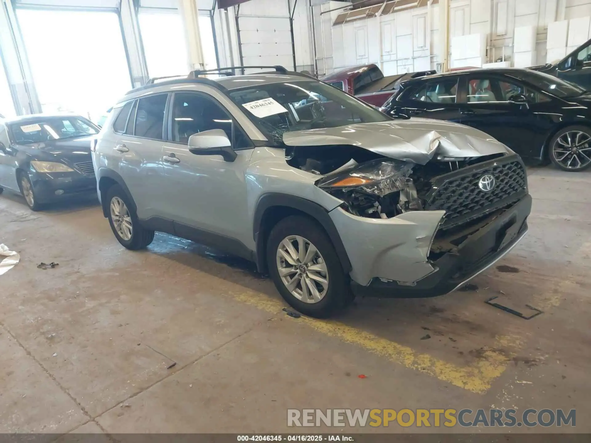 1 Photograph of a damaged car 7MUCAABG8RV079508 TOYOTA COROLLA CROSS 2024