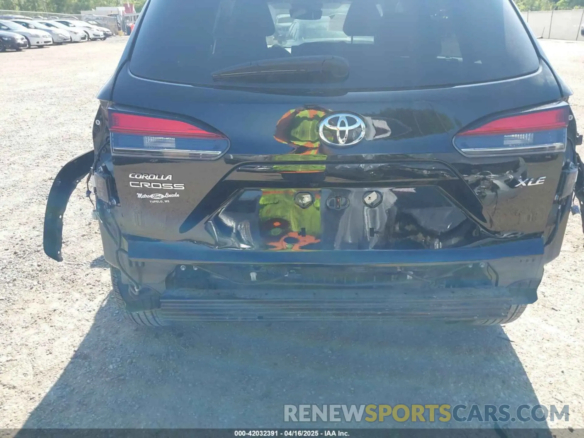 21 Photograph of a damaged car 7MUDAAAG0RV080383 TOYOTA COROLLA CROSS 2024