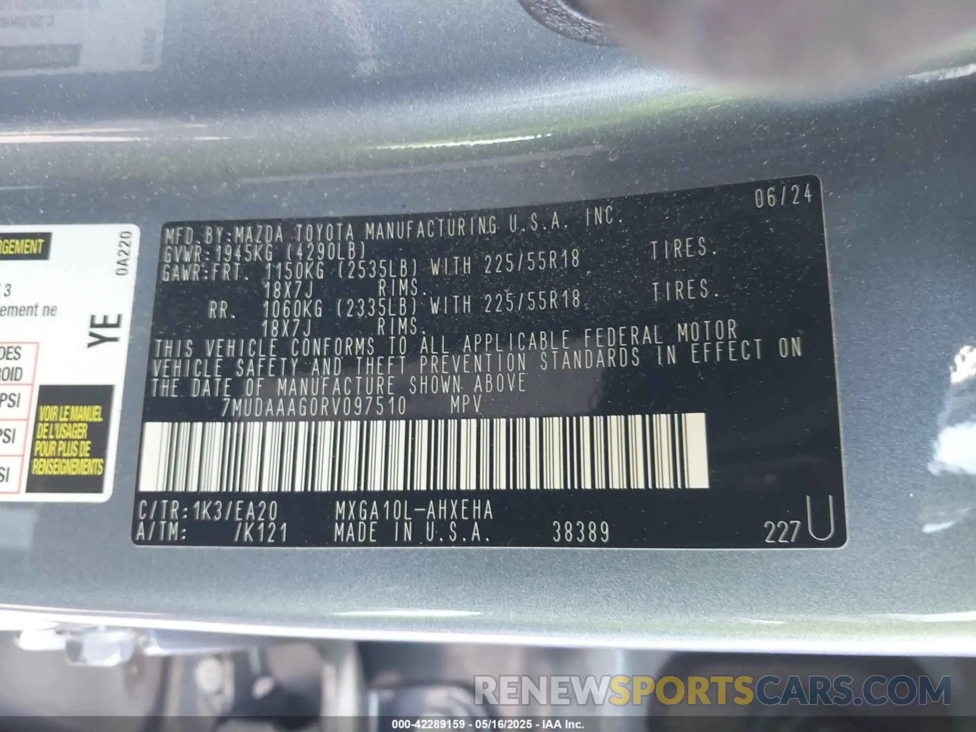 9 Photograph of a damaged car 7MUDAAAG0RV097510 TOYOTA COROLLA CROSS 2024