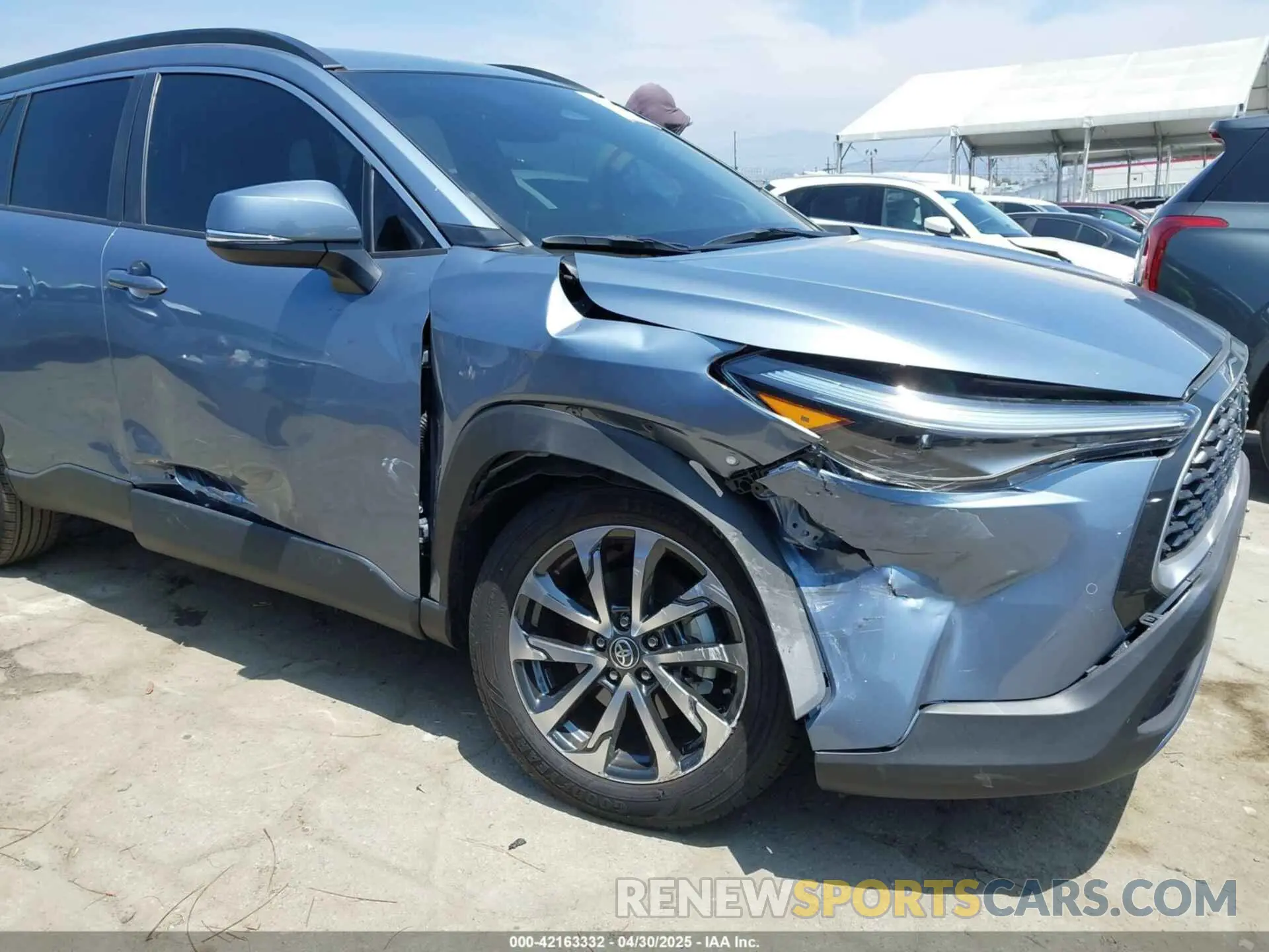 6 Photograph of a damaged car 7MUDAAAG2RV083656 TOYOTA COROLLA CROSS 2024