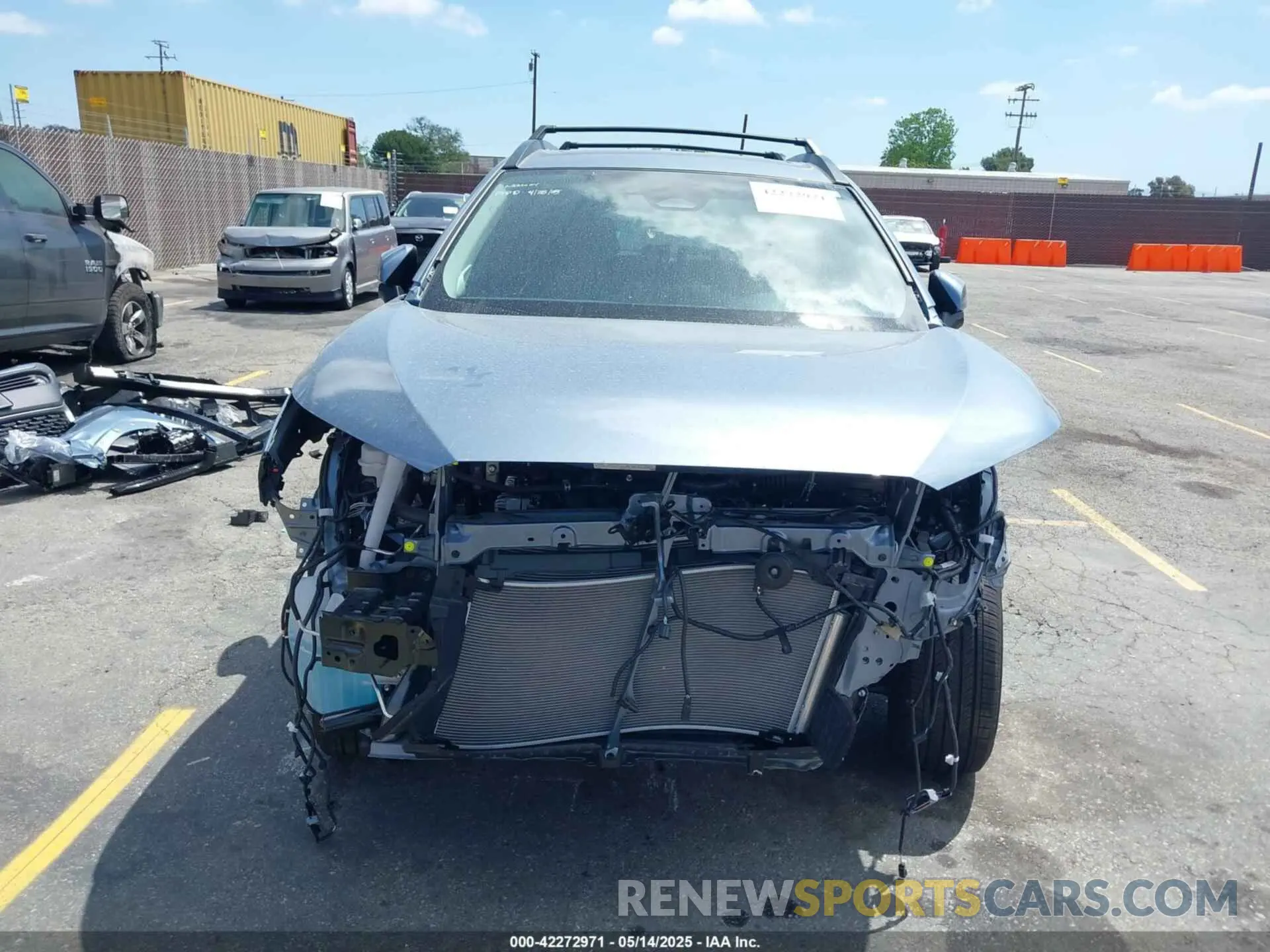 13 Photograph of a damaged car 7MUDAAAG4RV112364 TOYOTA COROLLA CROSS 2024