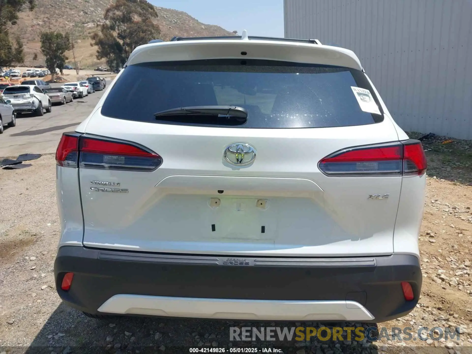 15 Photograph of a damaged car 7MUDAAAG5RV087538 TOYOTA COROLLA CROSS 2024