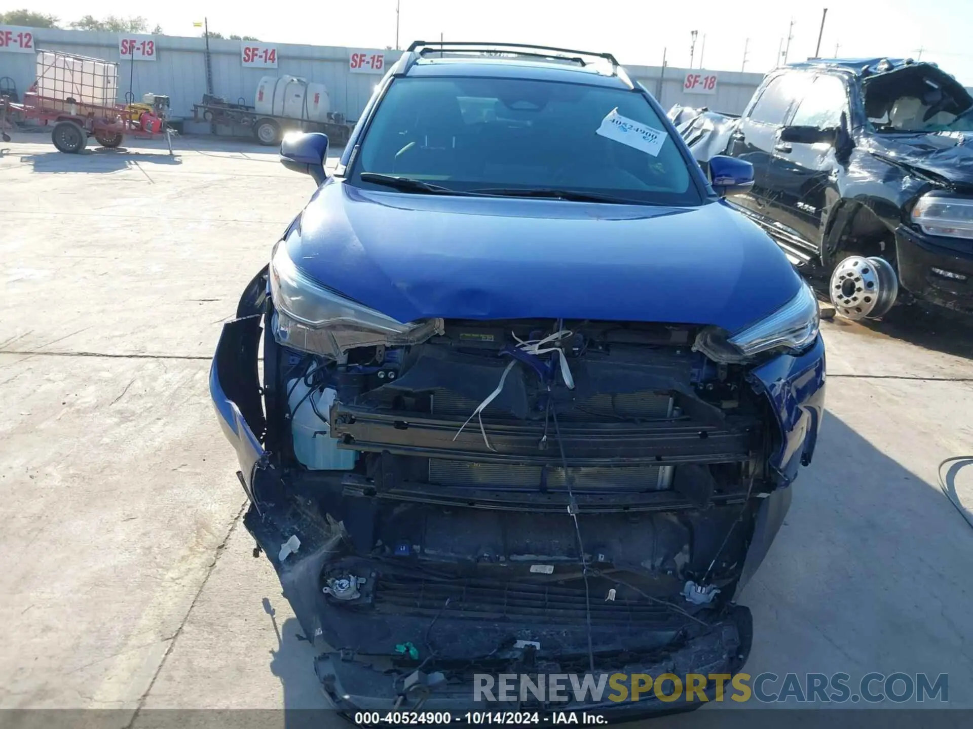 12 Photograph of a damaged car 7MUDAAAG7RV079506 TOYOTA COROLLA CROSS 2024