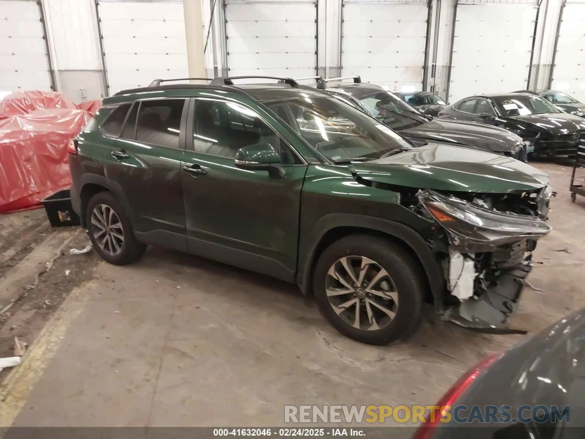 1 Photograph of a damaged car 7MUDAABG6RV113756 TOYOTA COROLLA CROSS 2024
