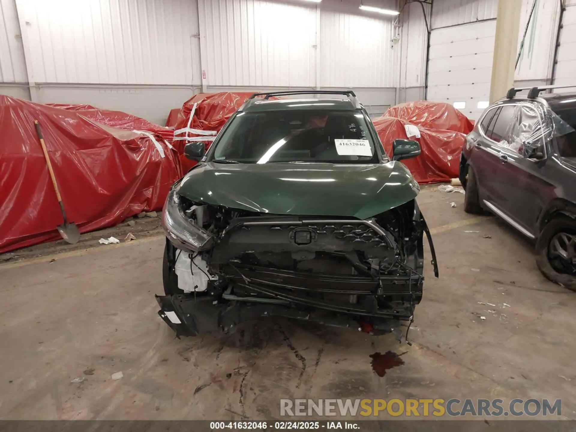 12 Photograph of a damaged car 7MUDAABG6RV113756 TOYOTA COROLLA CROSS 2024