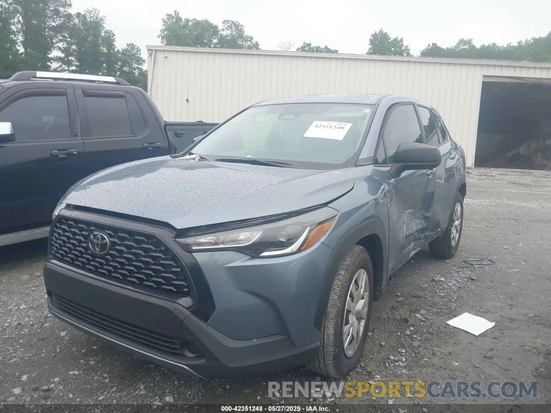 2 Photograph of a damaged car 7MUAAAAGXSV126472 TOYOTA COROLLA CROSS 2025