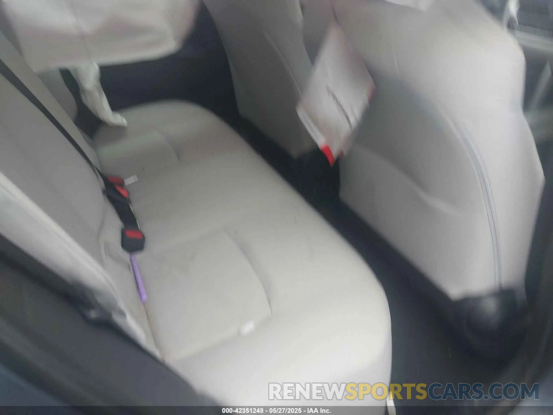 8 Photograph of a damaged car 7MUAAAAGXSV126472 TOYOTA COROLLA CROSS 2025