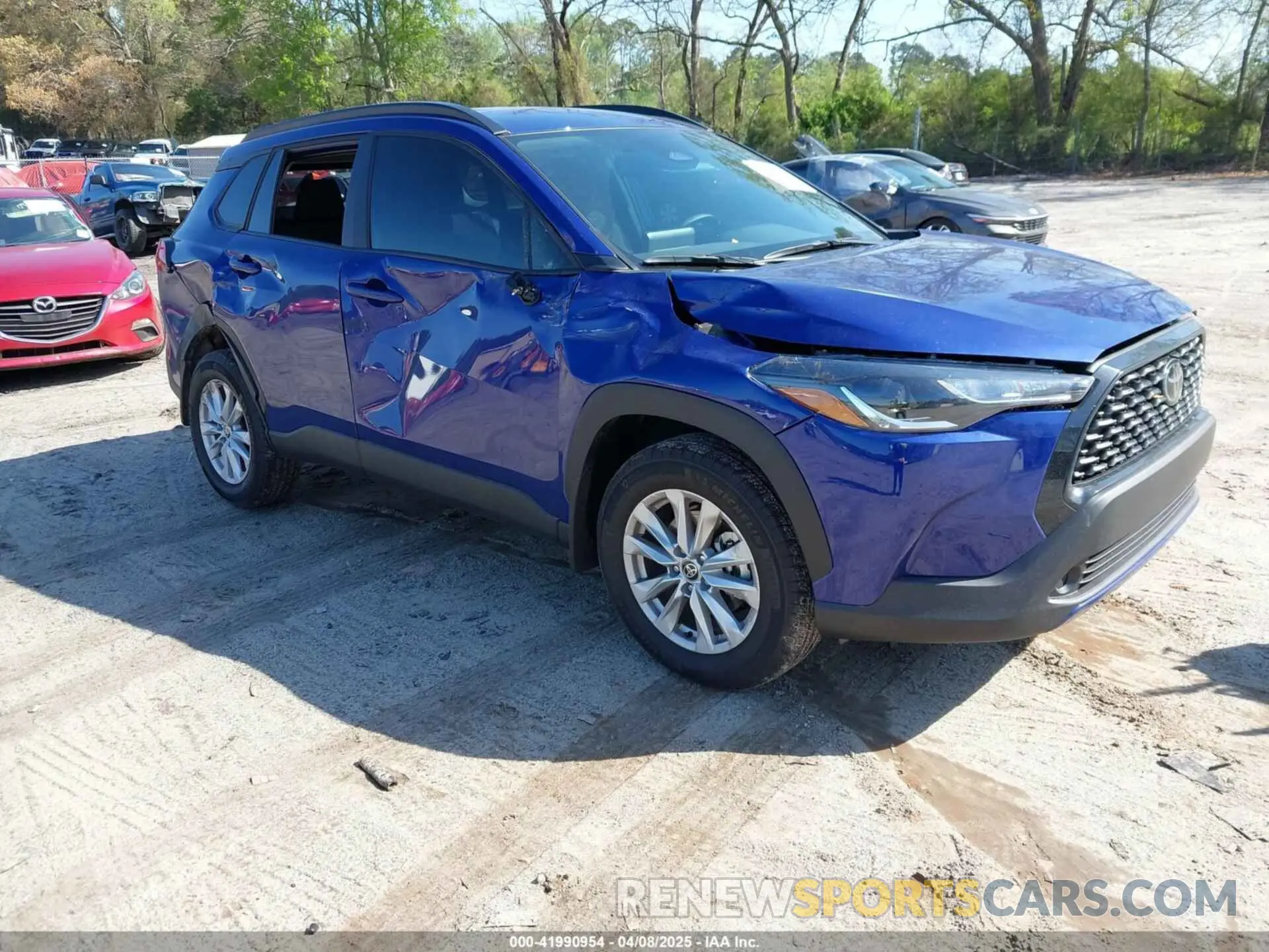 1 Photograph of a damaged car 7MUCAAAG5SV124153 TOYOTA COROLLA CROSS 2025