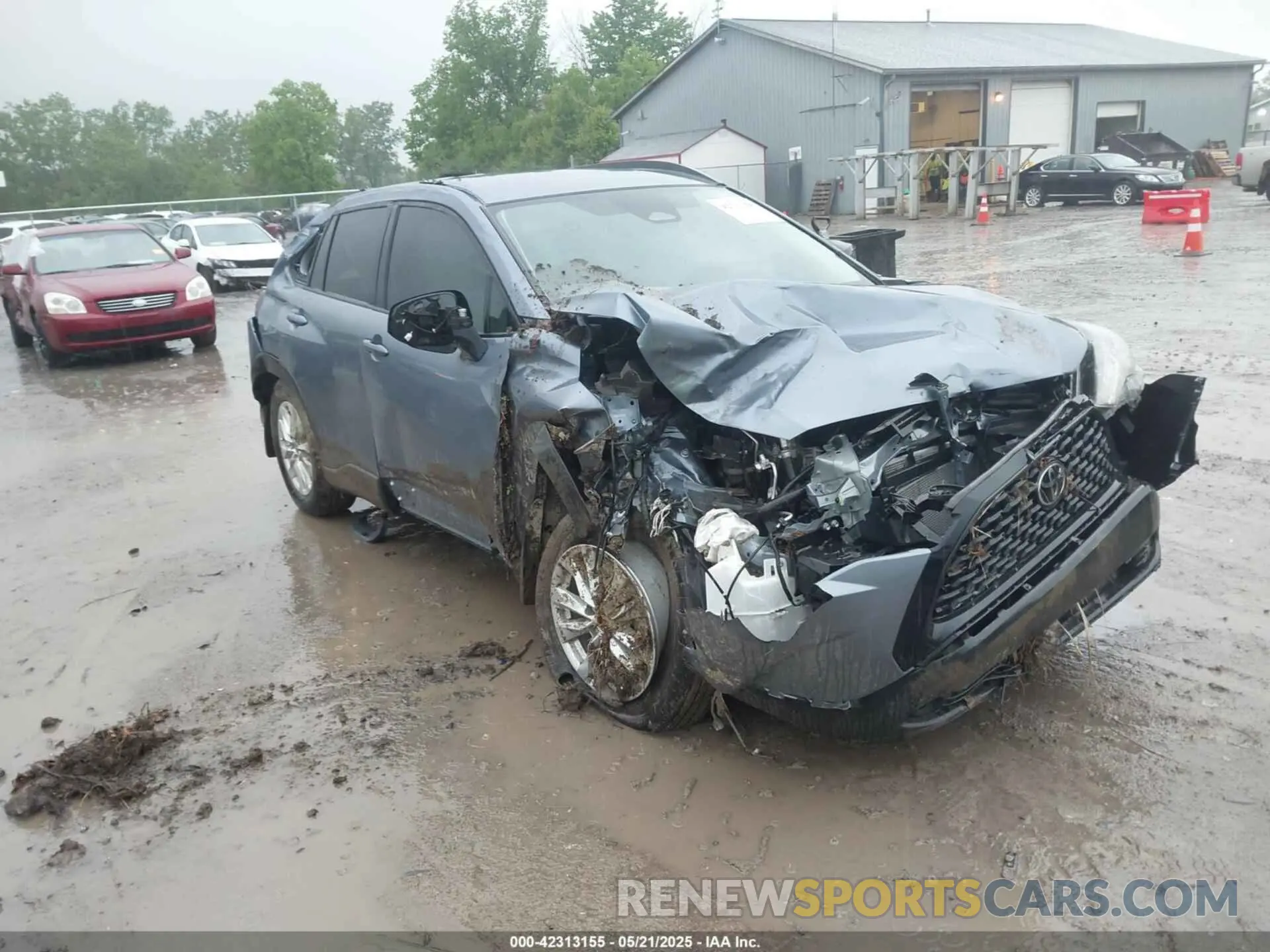 1 Photograph of a damaged car 7MUCAAAG8SV123420 TOYOTA COROLLA CROSS 2025