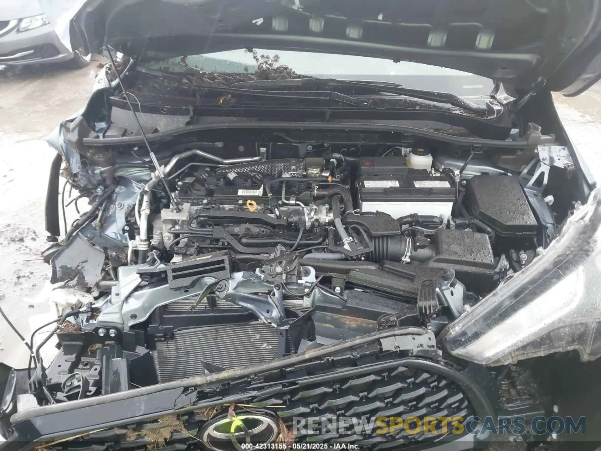 10 Photograph of a damaged car 7MUCAAAG8SV123420 TOYOTA COROLLA CROSS 2025