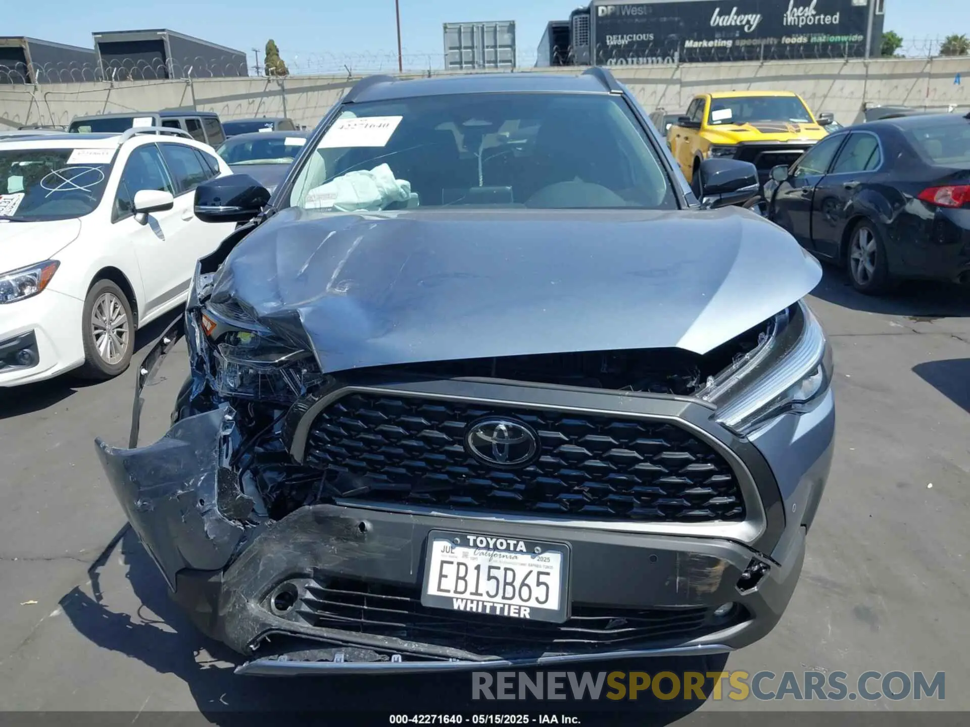 13 Photograph of a damaged car 7MUDAAAG2SV134661 TOYOTA COROLLA CROSS 2025