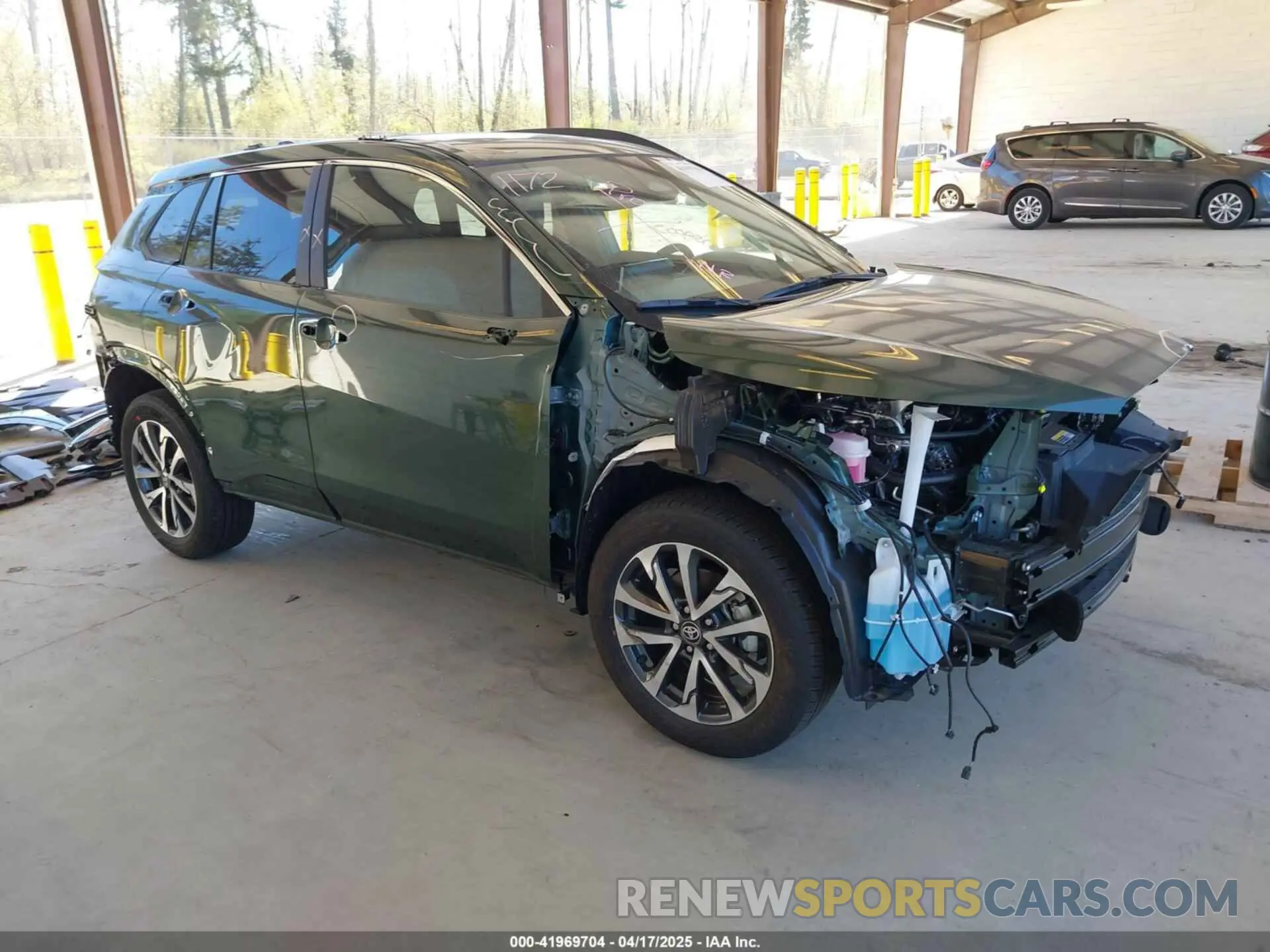 1 Photograph of a damaged car 7MUDAABG6SV125265 TOYOTA COROLLA CROSS 2025
