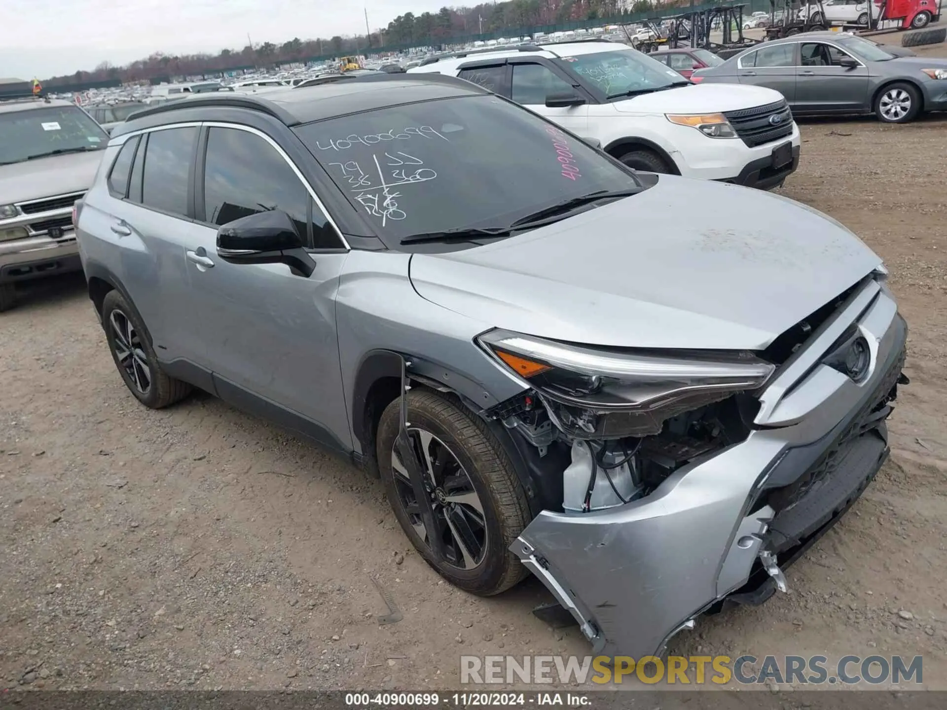 1 Photograph of a damaged car 7MUFBABG1PV008481 TOYOTA COROLLA CROSS HYBRID 2023