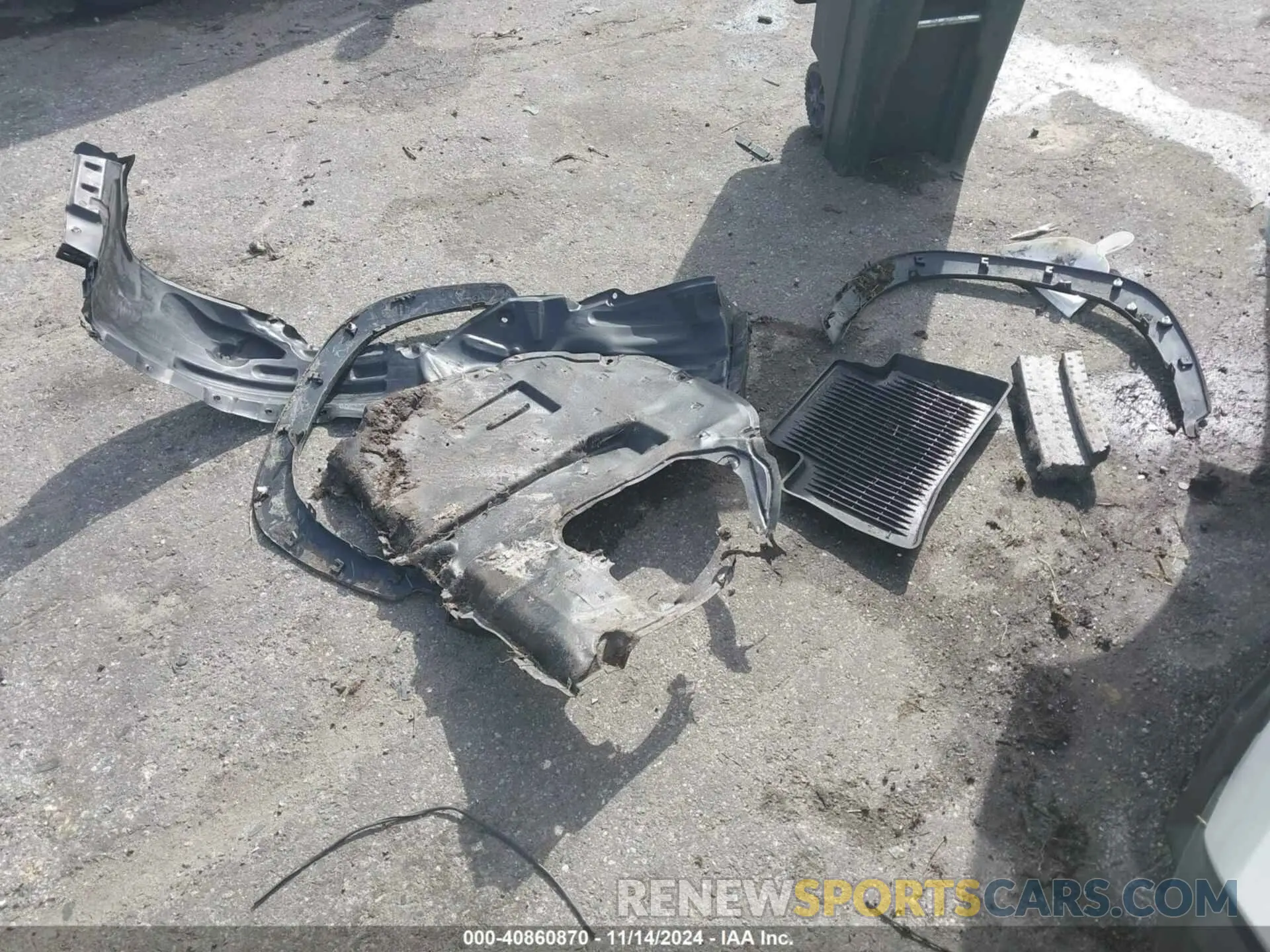 11 Photograph of a damaged car 7MUFBABG7PV011496 TOYOTA COROLLA CROSS HYBRID 2023