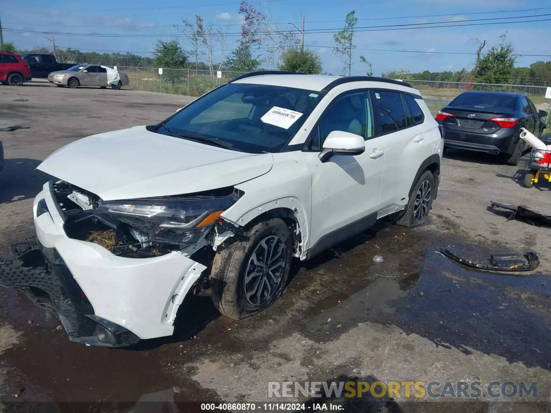 2 Photograph of a damaged car 7MUFBABG7PV011496 TOYOTA COROLLA CROSS HYBRID 2023