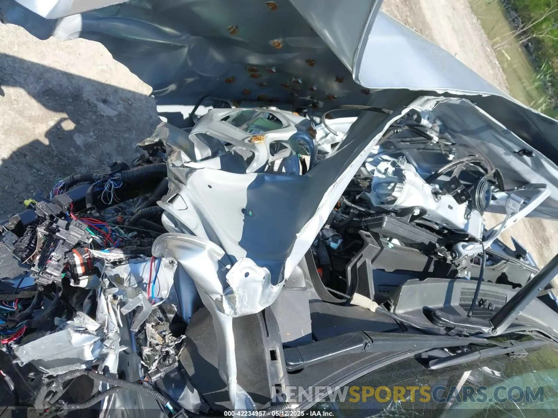 10 Photograph of a damaged car 7MUFBABG0RV055150 TOYOTA COROLLA CROSS HYBRID 2024