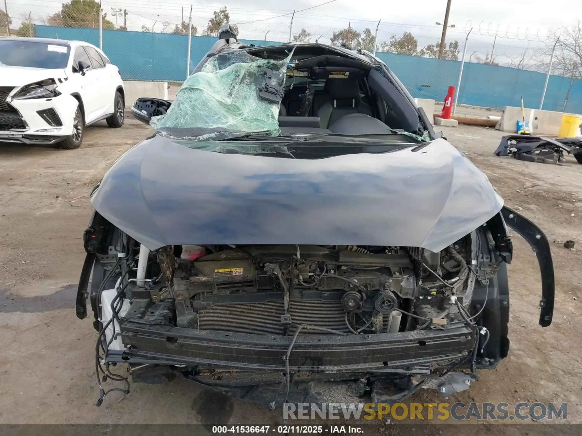 6 Photograph of a damaged car 7MUFBABG3RV019176 TOYOTA COROLLA CROSS HYBRID 2024